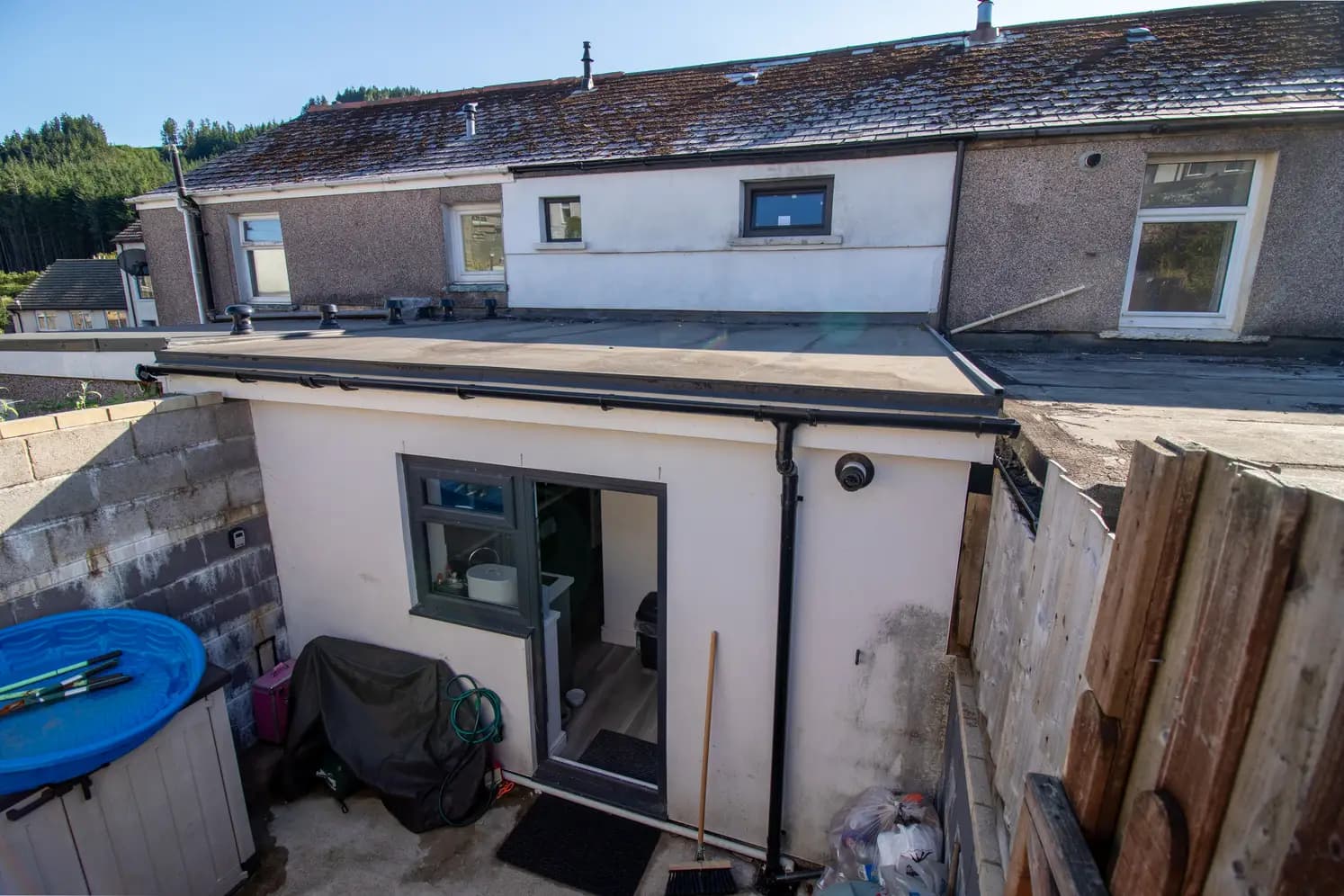 property photo 13 of 14