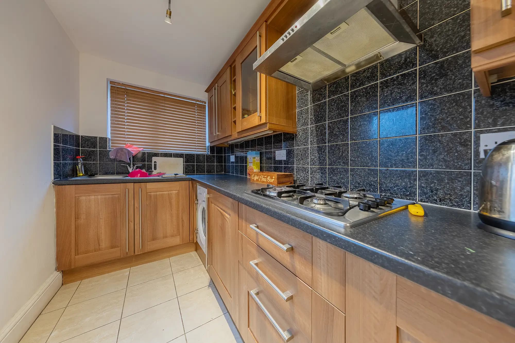 property photo 6 of 31