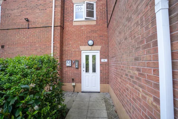 property photo 17 of 18