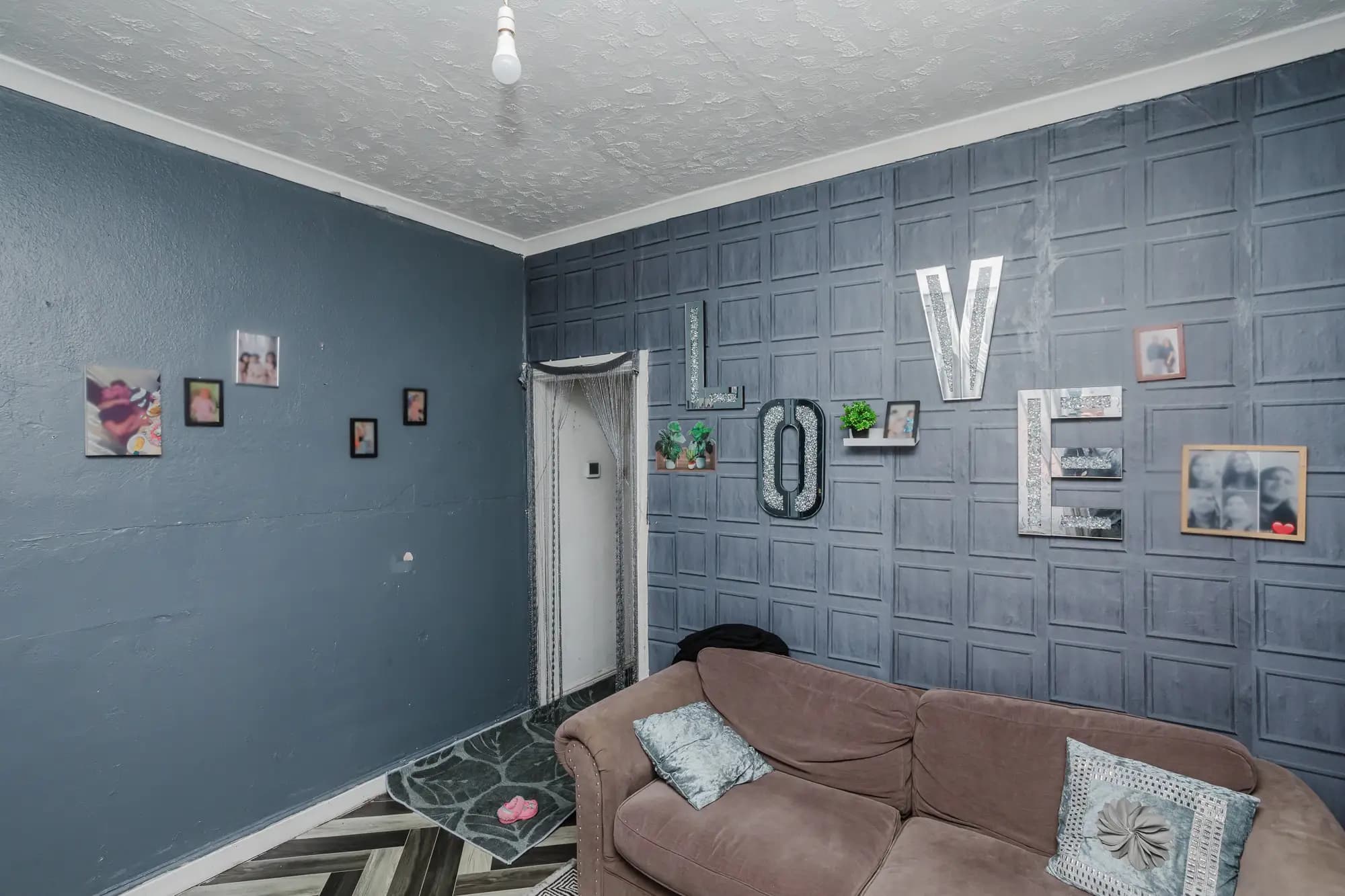 property photo 4 of 20