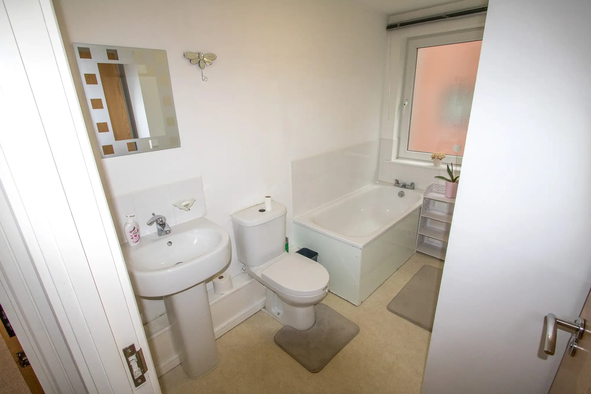 property photo 6 of 19