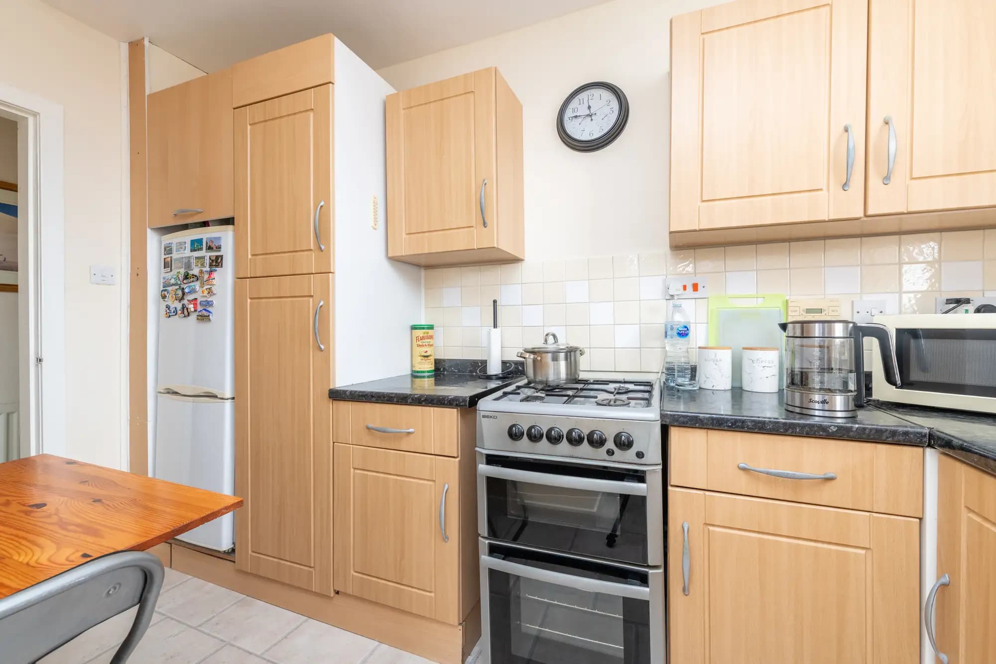 property photo 7 of 28