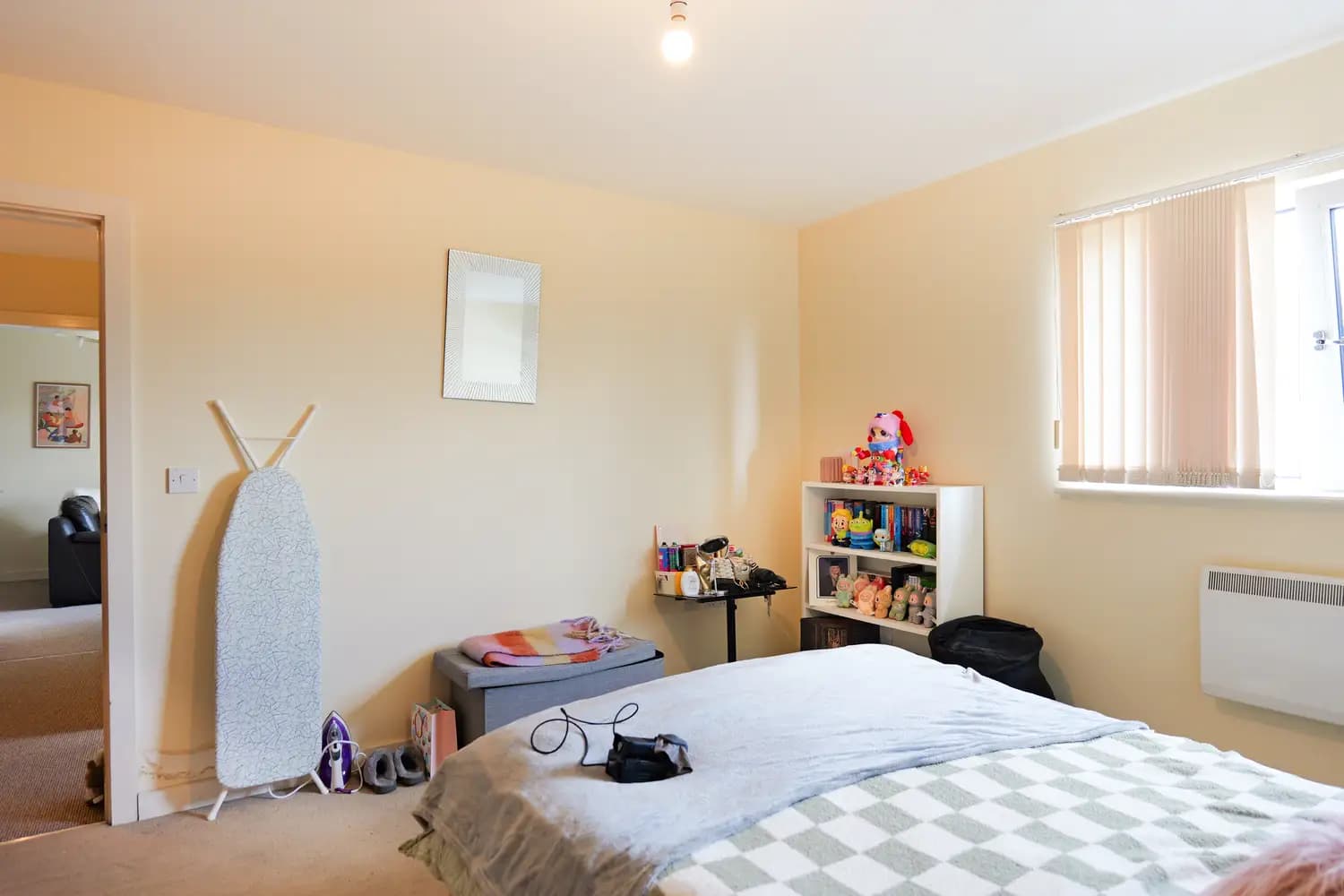 property photo 8 of 20