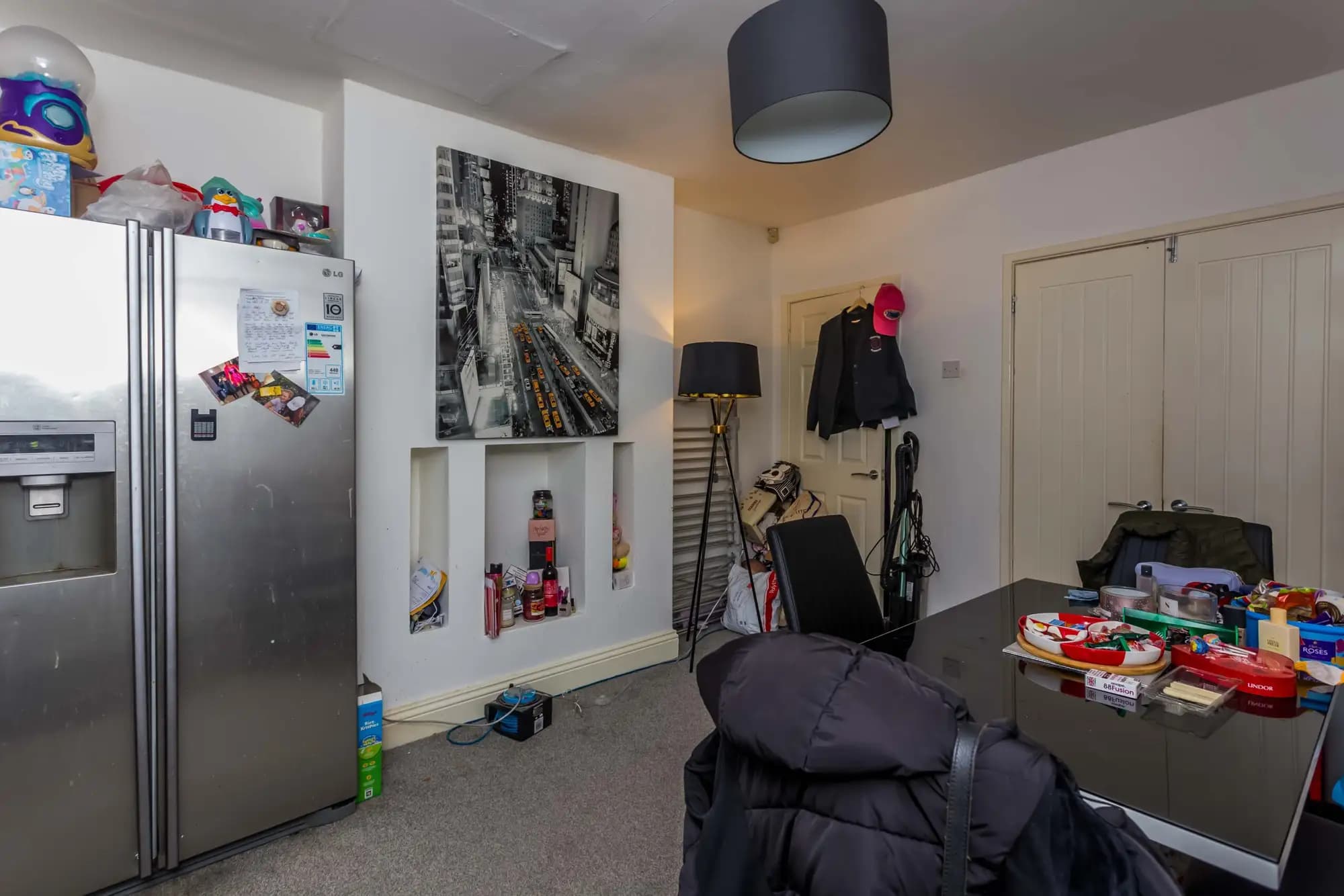 property photo 5 of 22