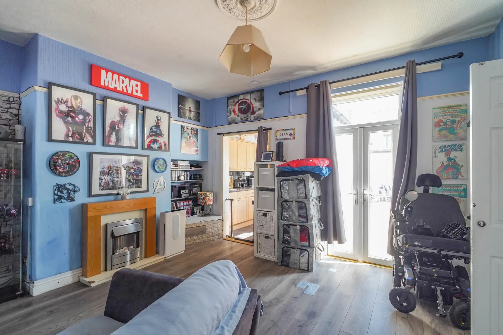 property photo 2 of 16