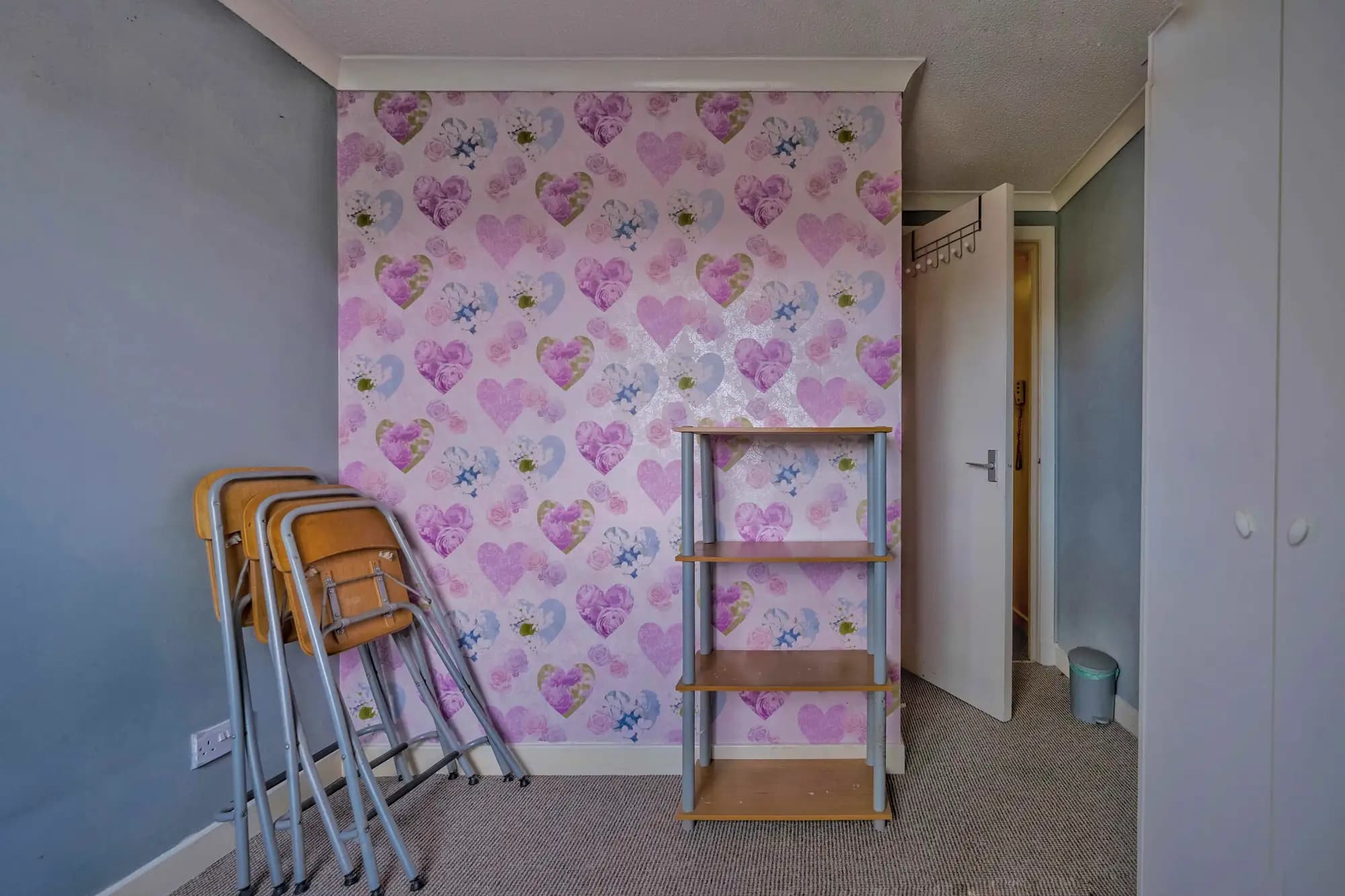 property photo 12 of 16