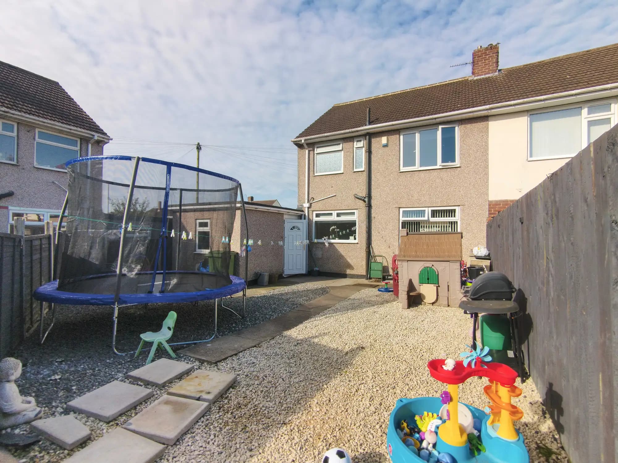 property photo 15 of 16