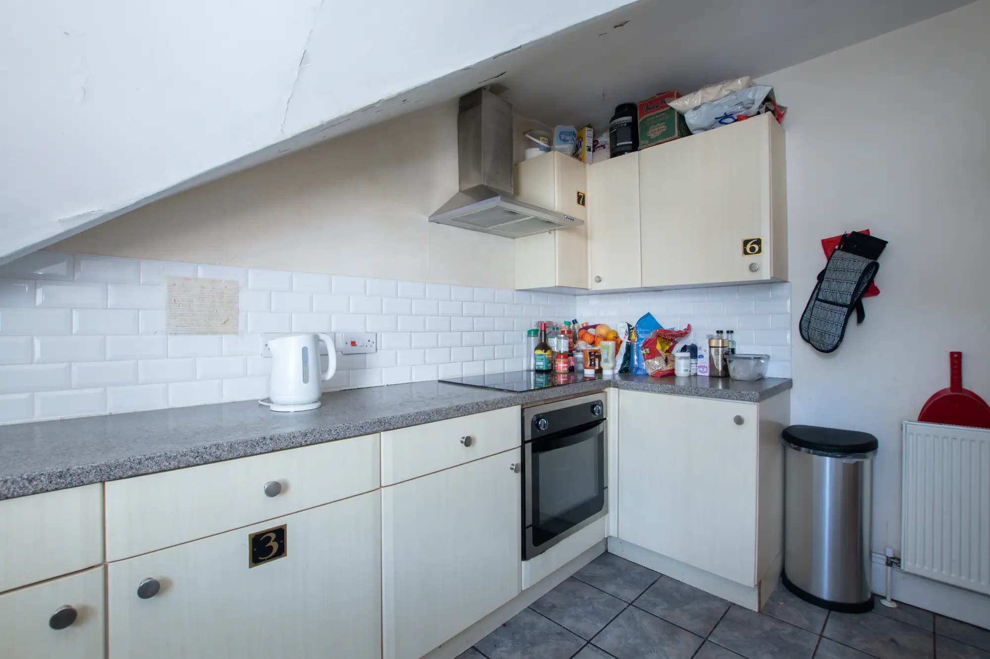 property photo 16 of 25