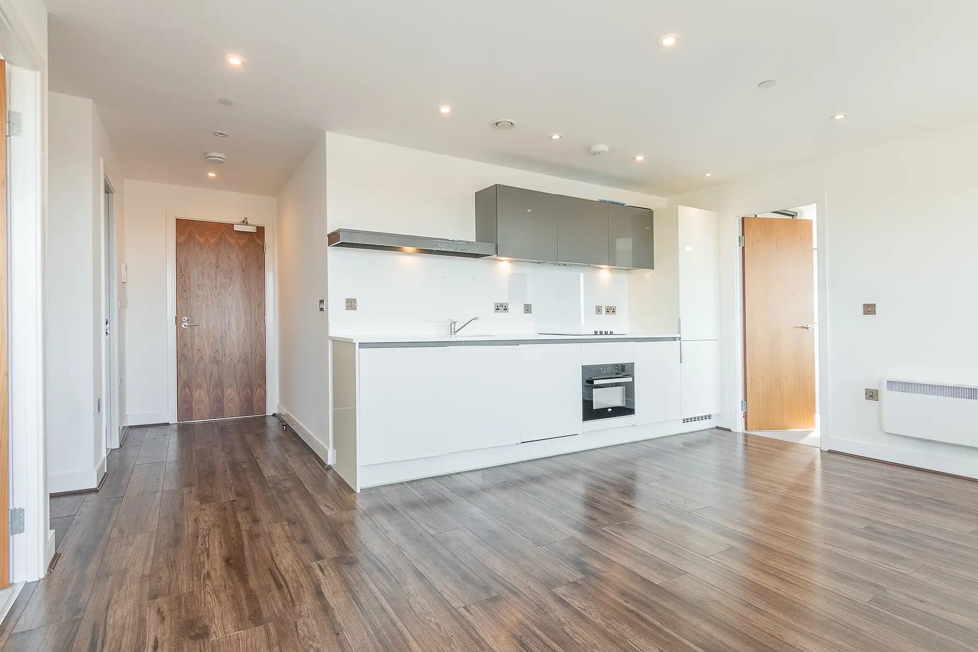 property photo 6 of 13