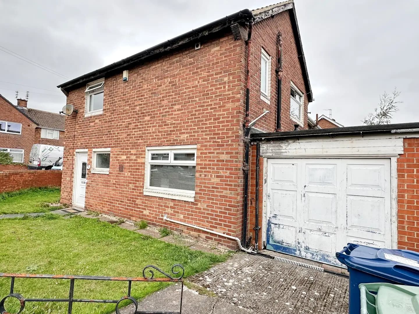 property photo 29 of 32