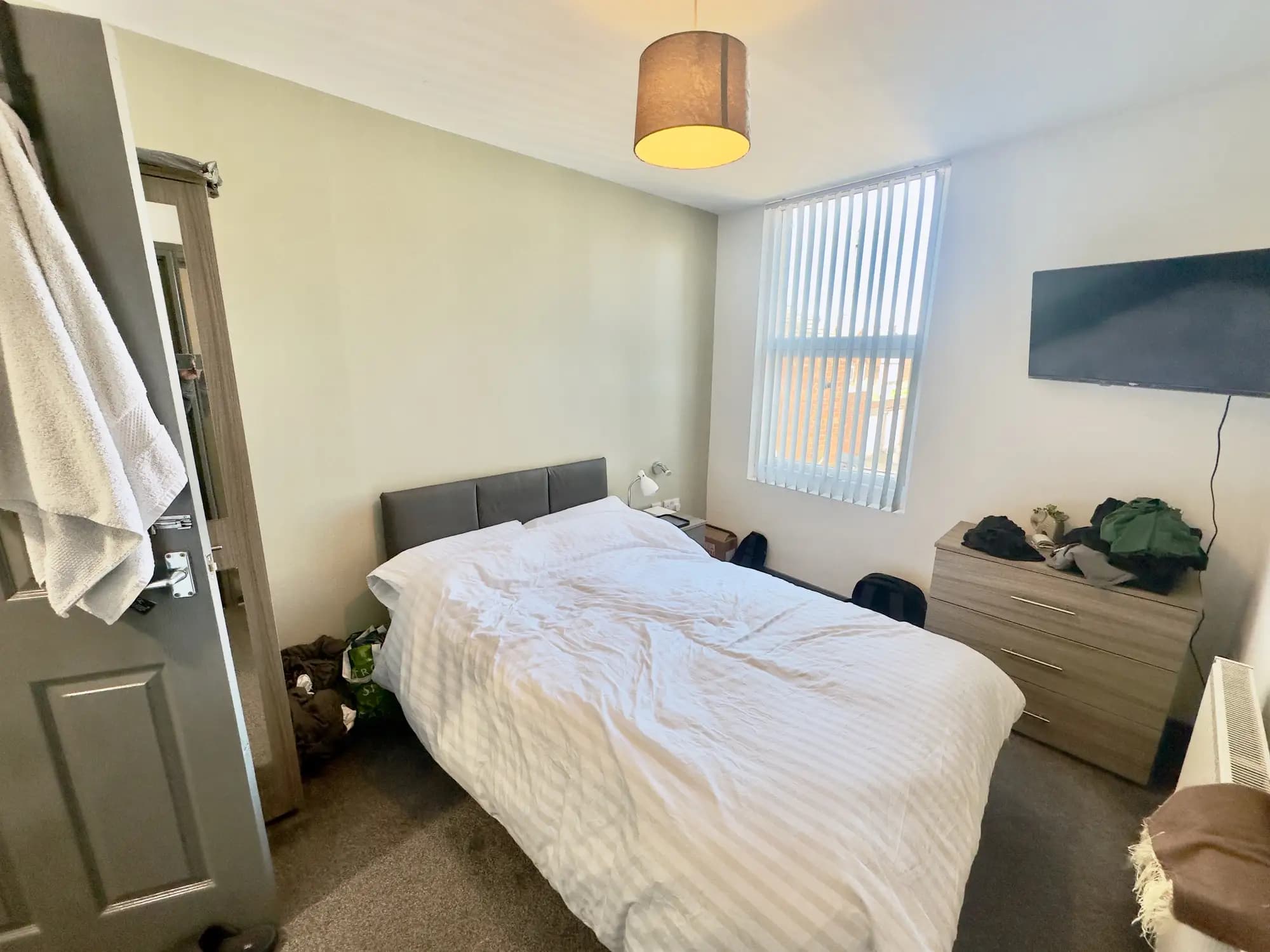 property photo 18 of 27