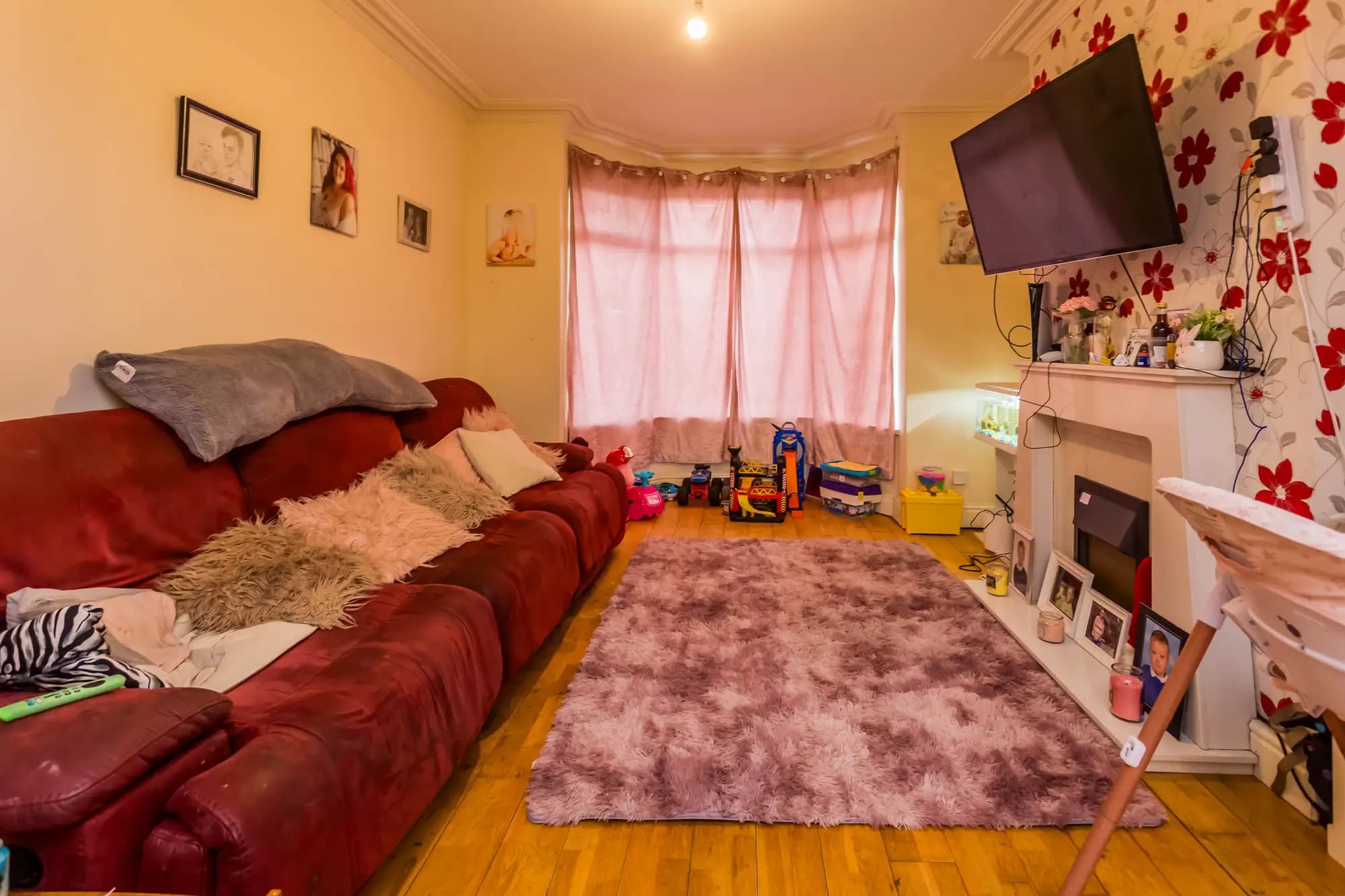 property photo 3 of 25