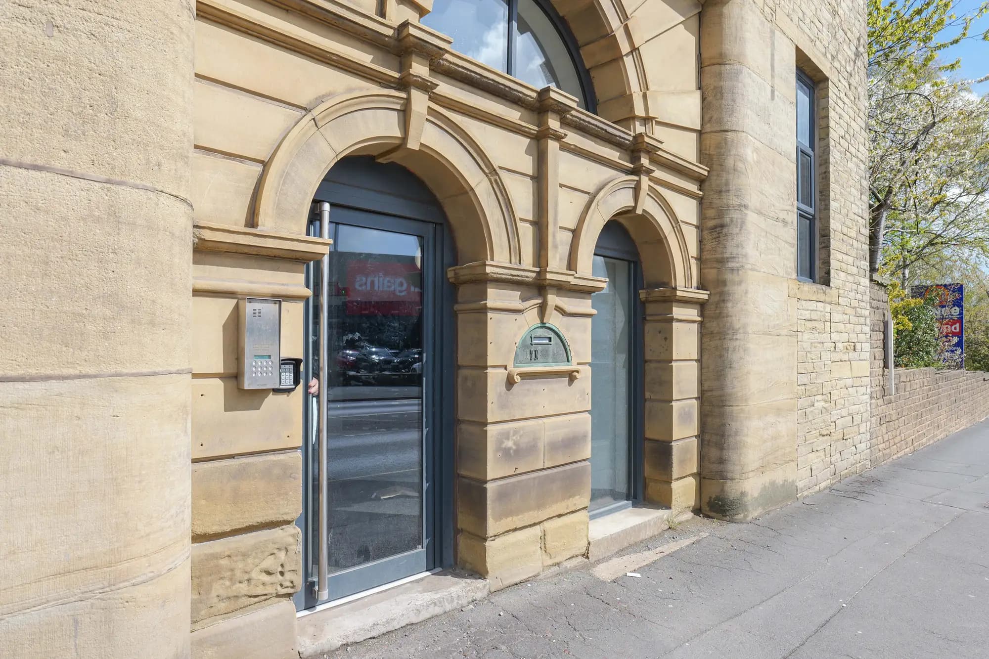 property photo 15 of 17