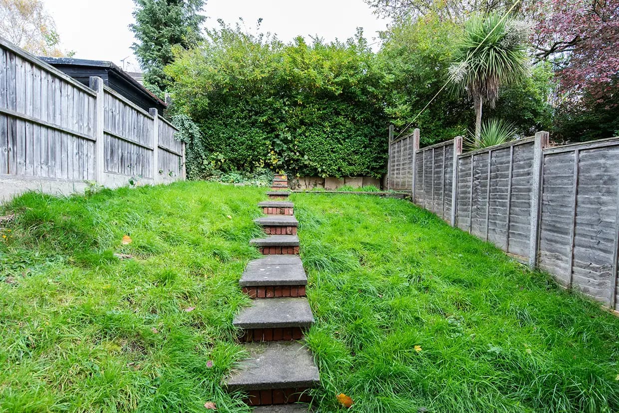 property photo 17 of 22