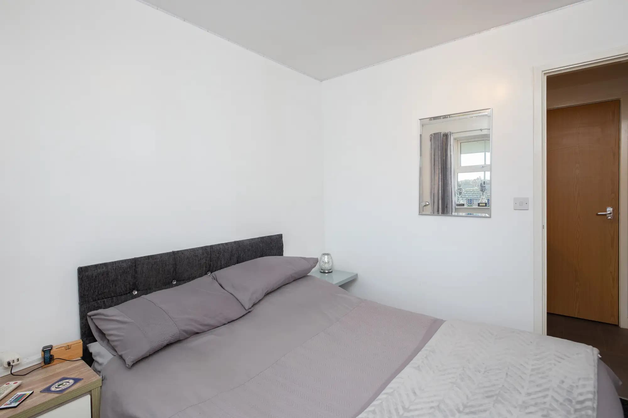 property photo 11 of 18