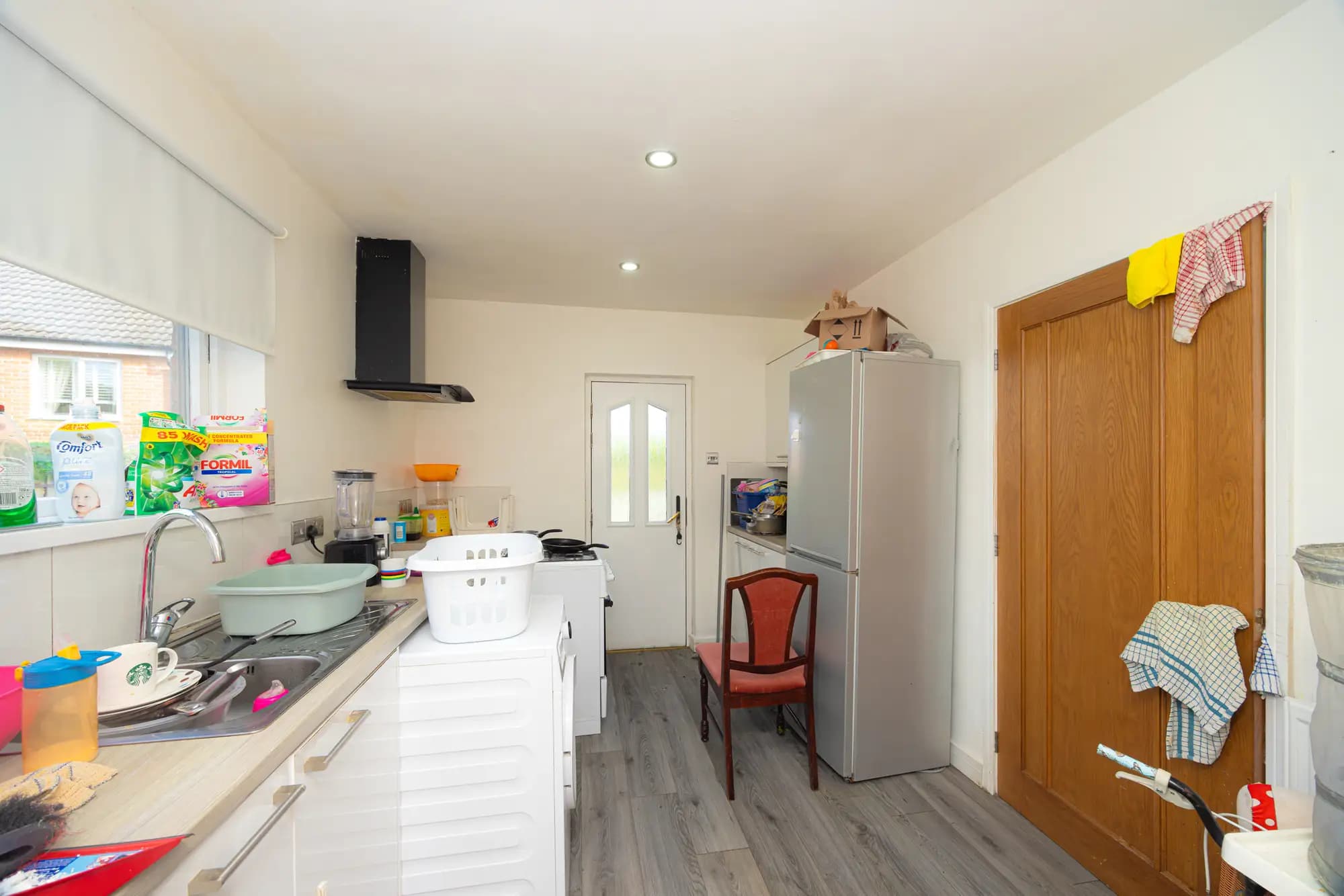 property photo 6 of 15