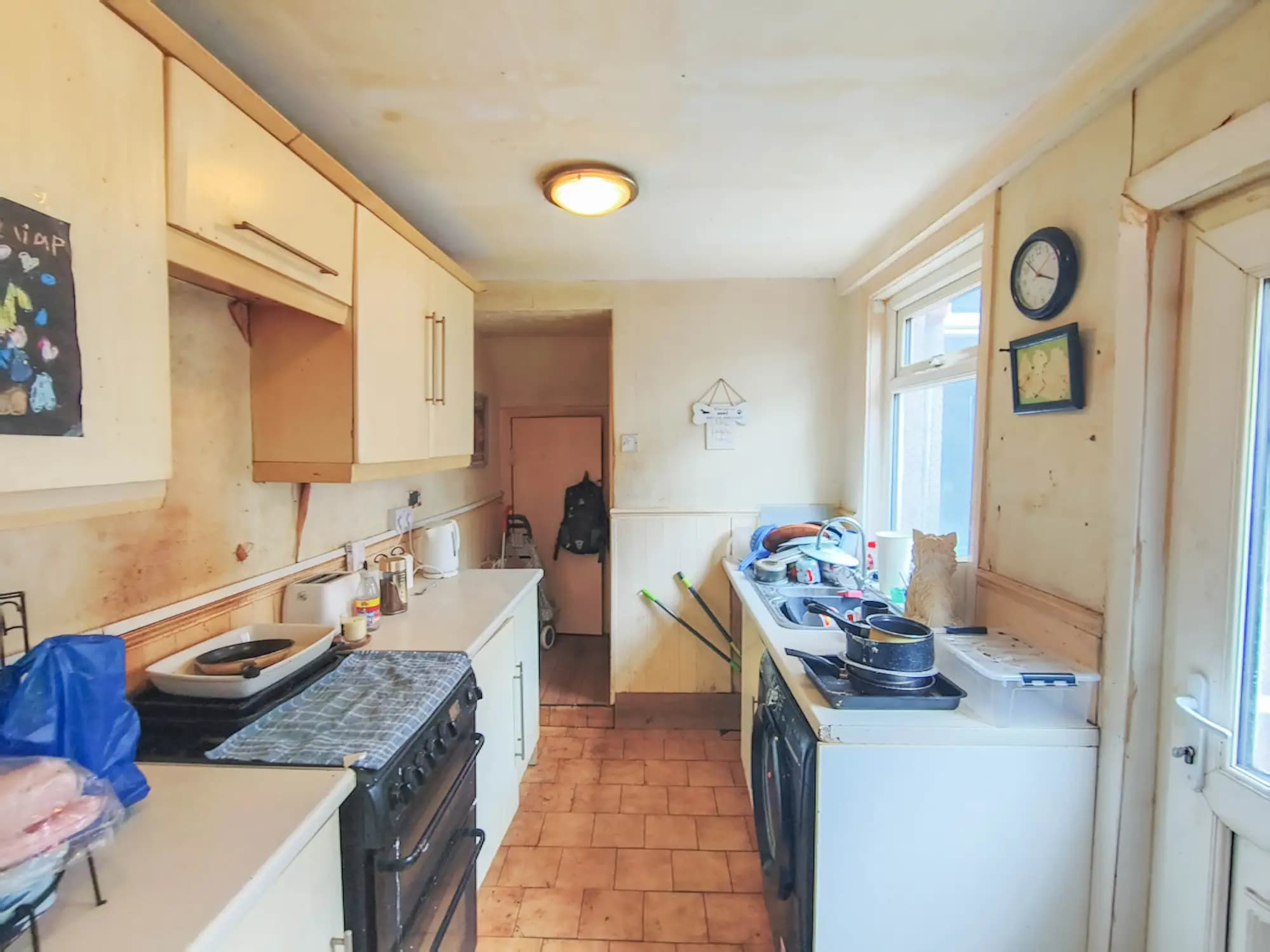 property photo 4 of 16