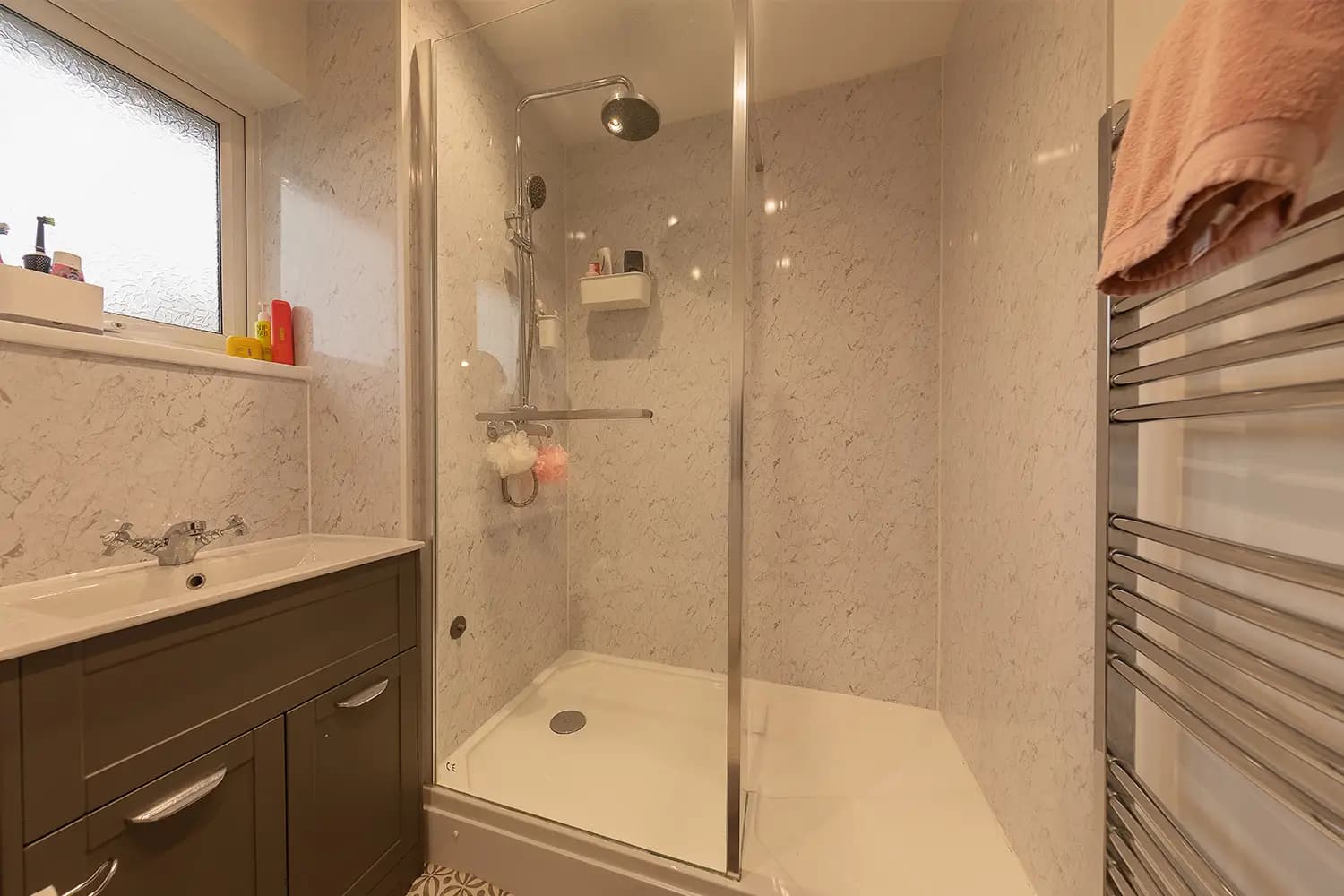 property photo 10 of 17