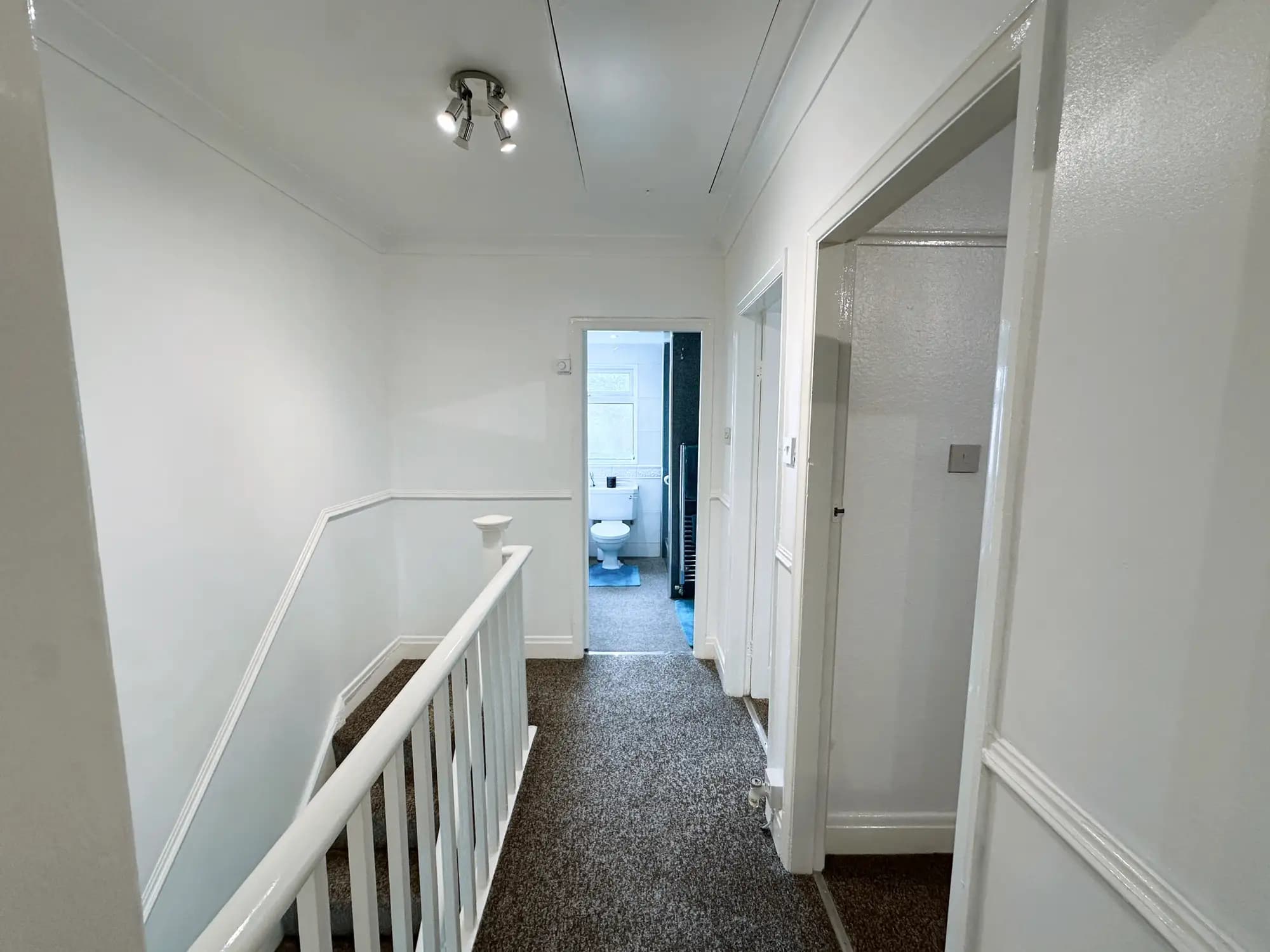 property photo 15 of 28
