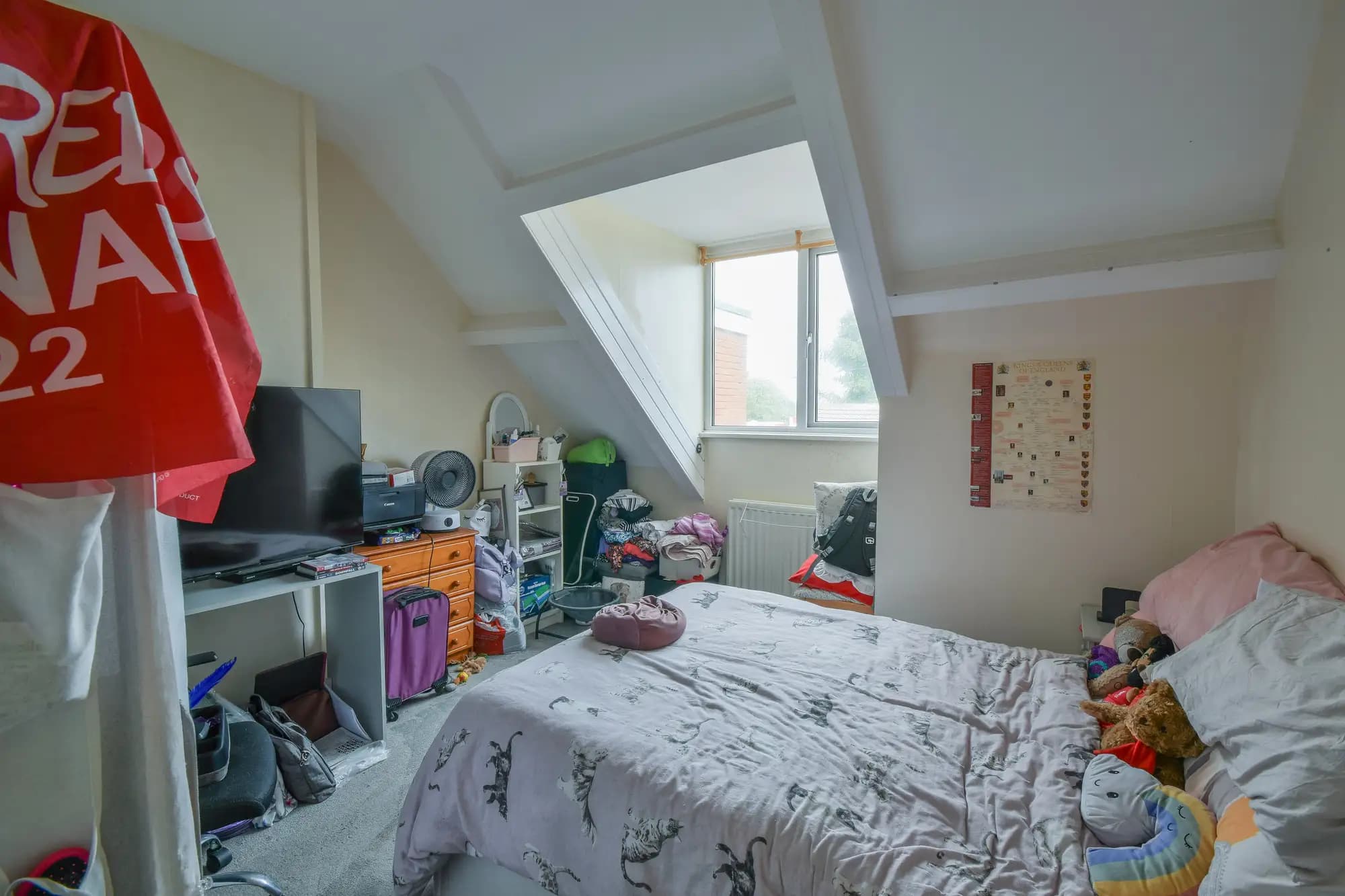 property photo 10 of 15