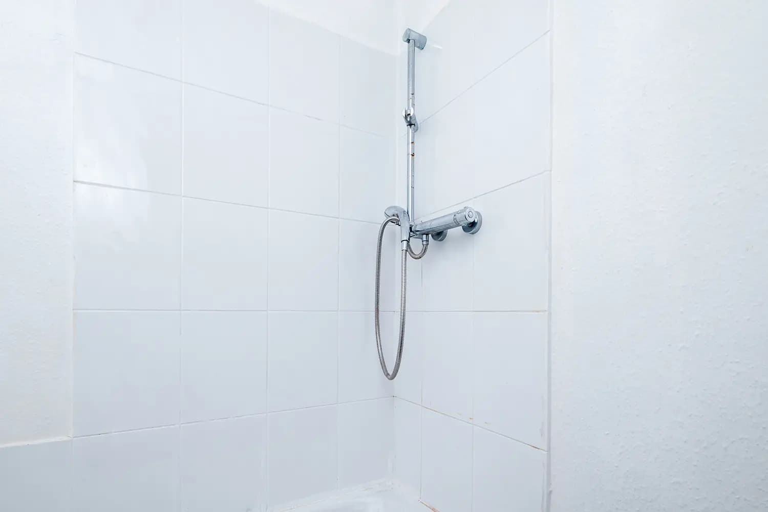 property photo 11 of 31