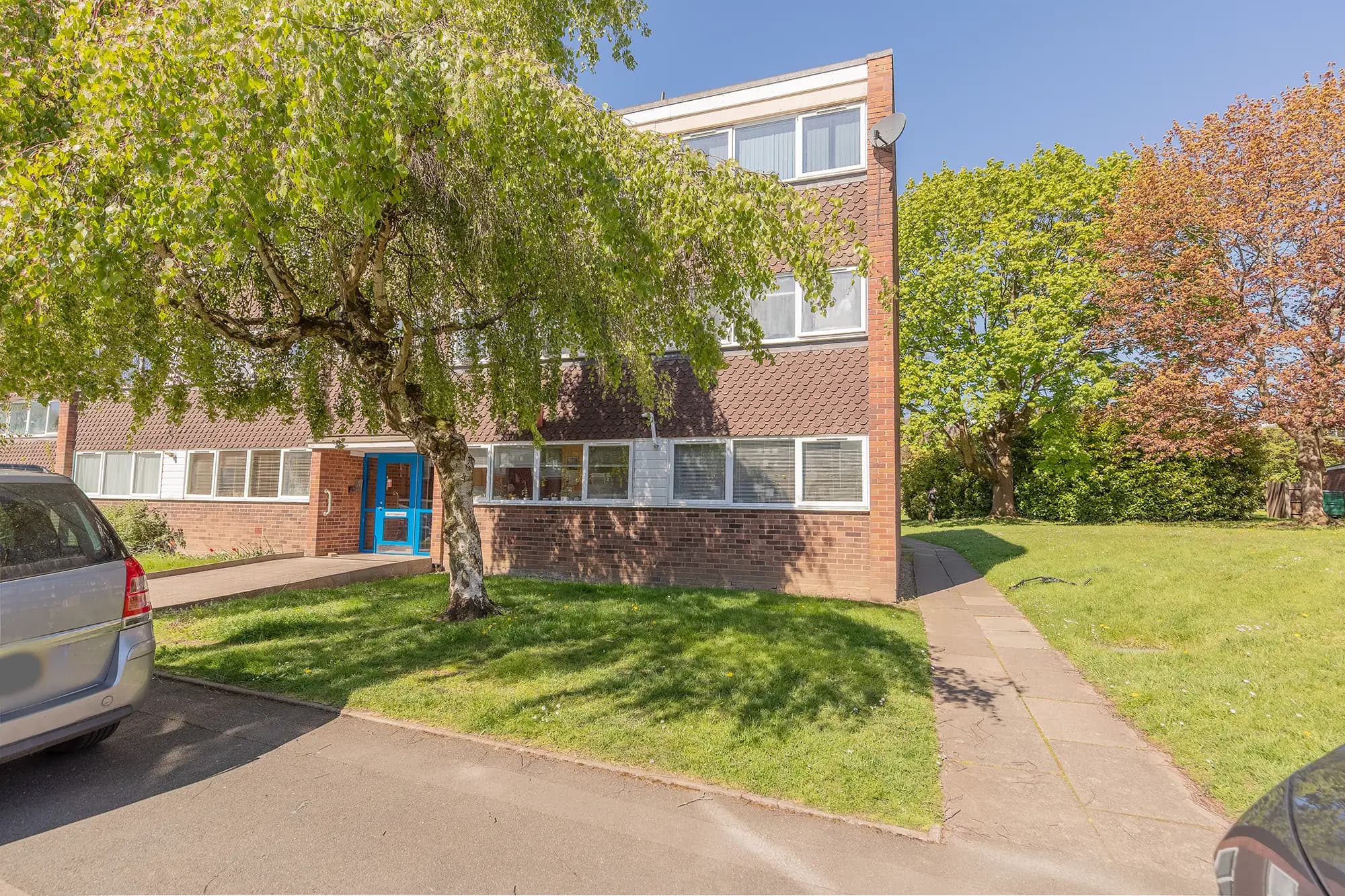 property photo 15 of 16