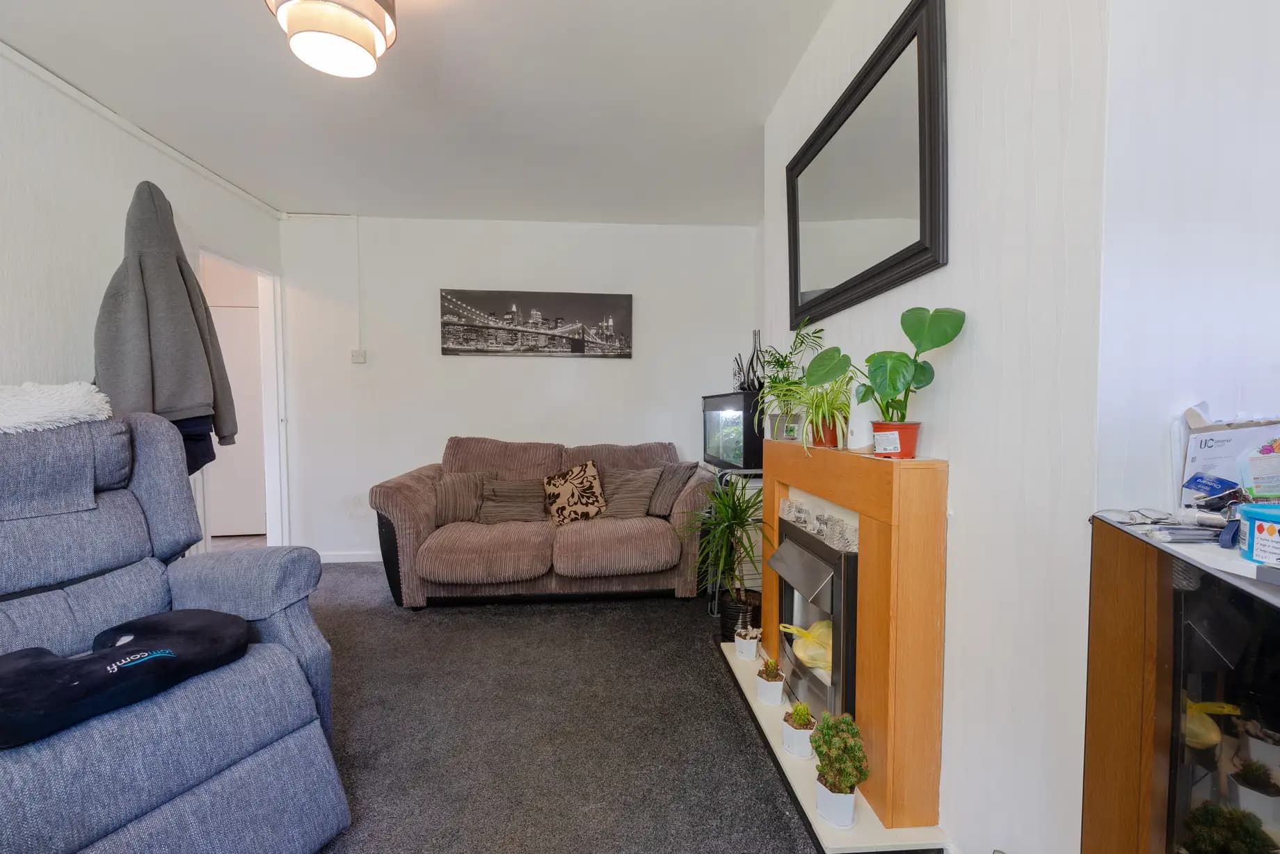 property photo 5 of 26