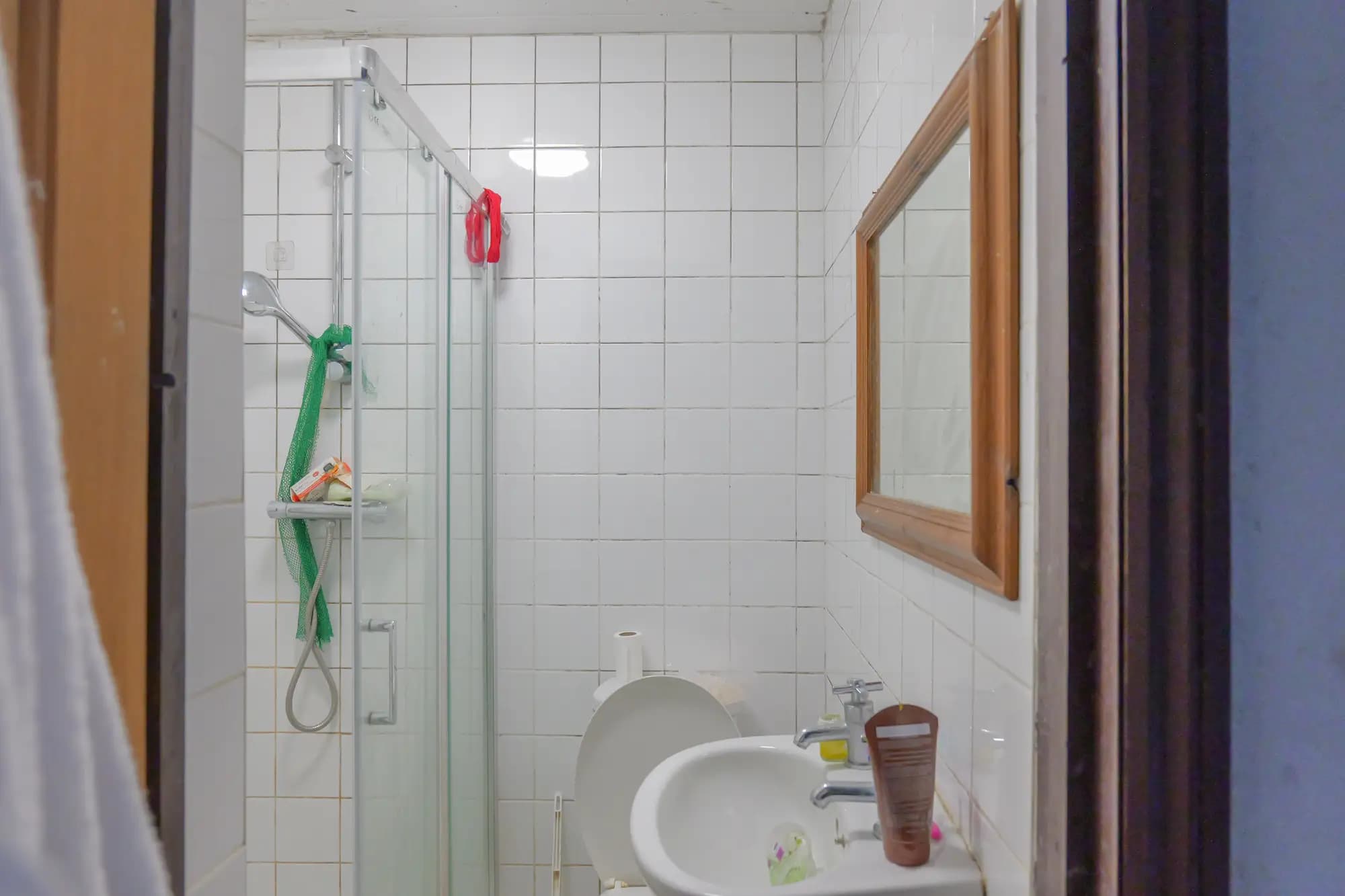 property photo 7 of 17