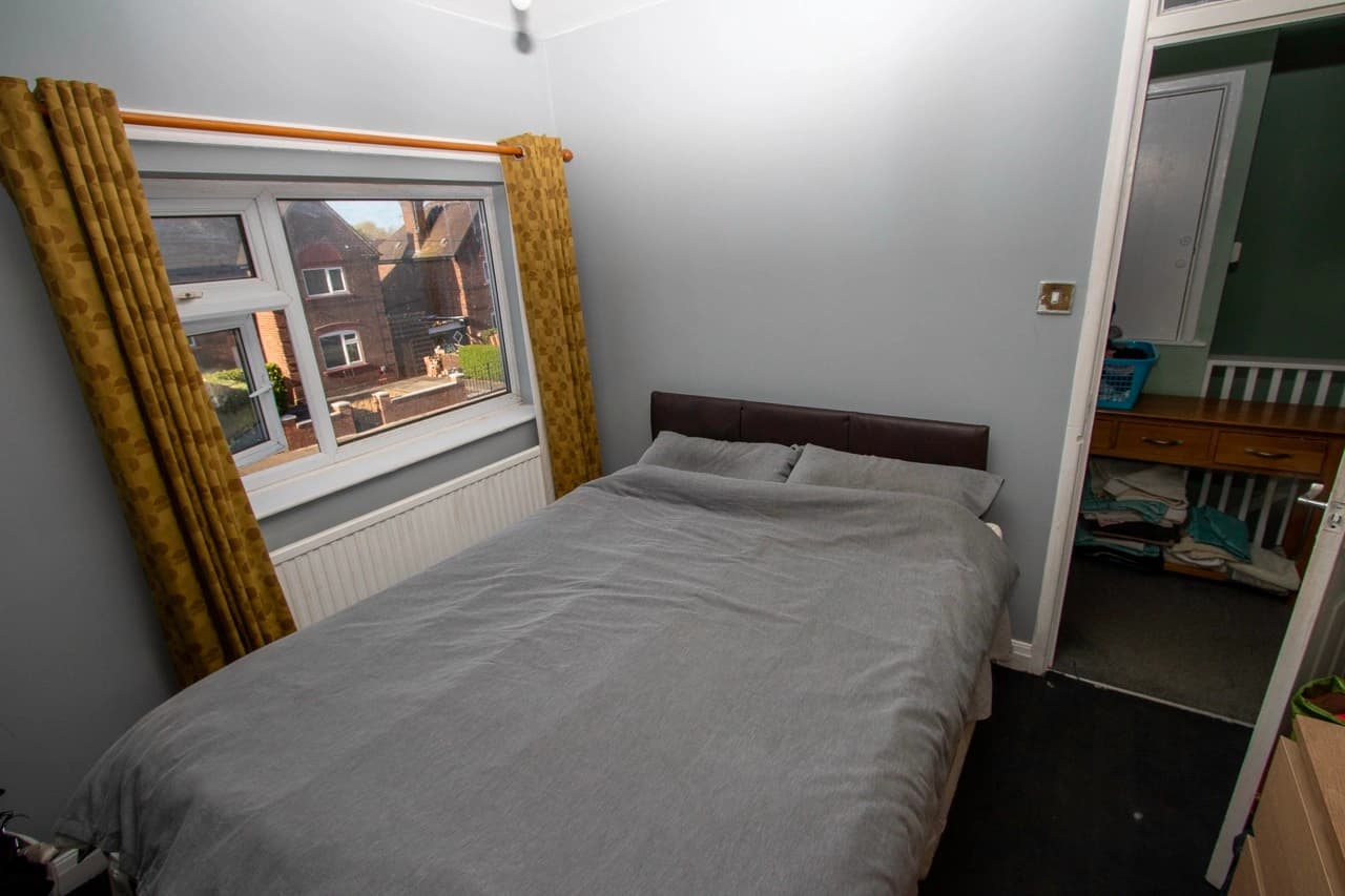 property photo 10 of 19