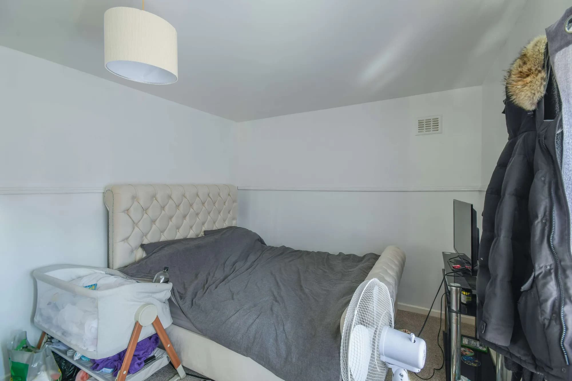 property photo 8 of 17