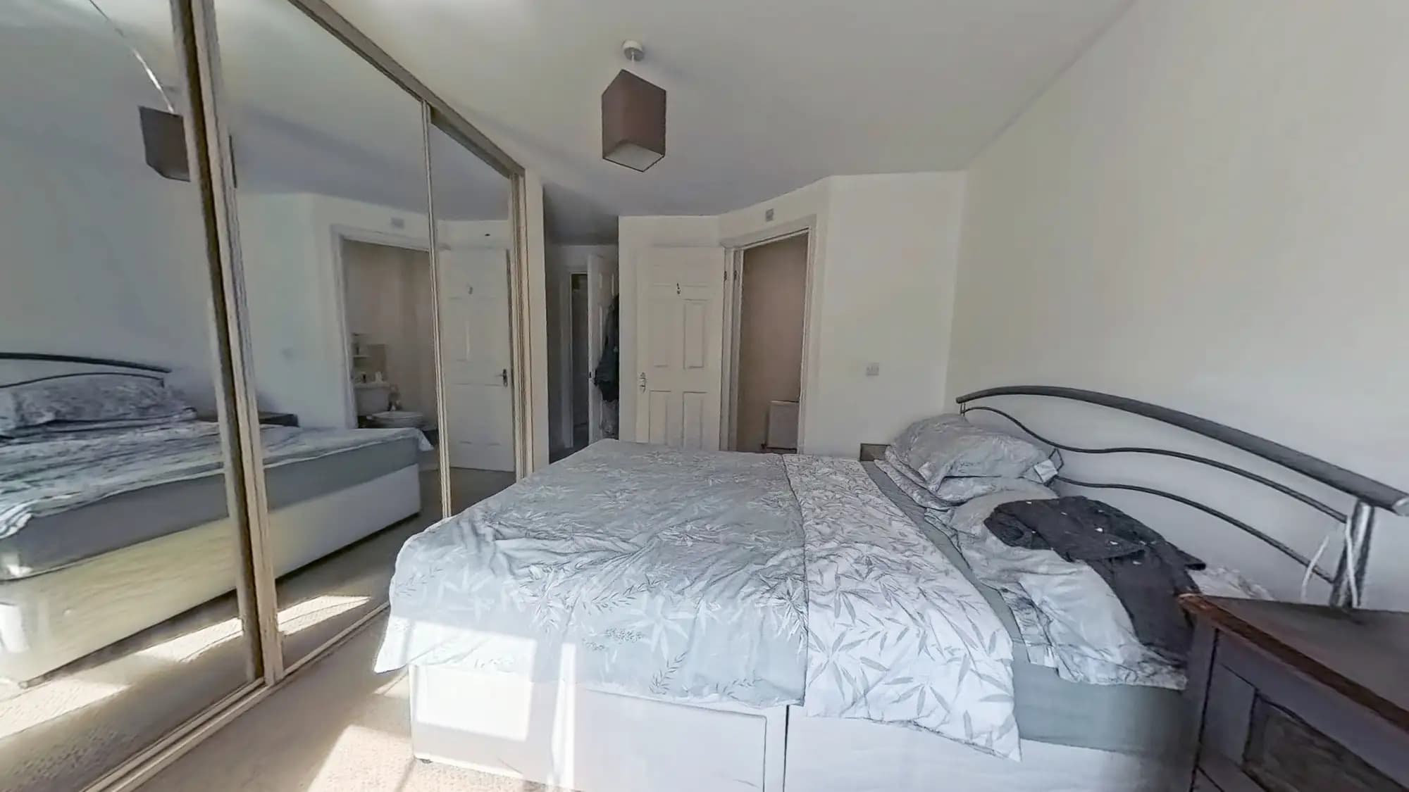 property photo 13 of 20