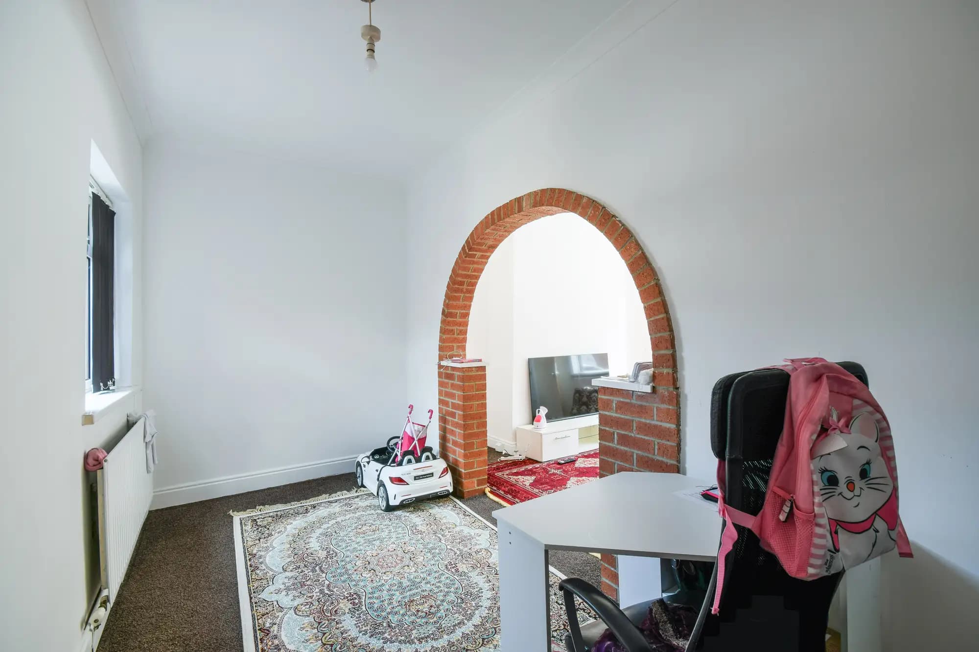 property photo 17 of 19
