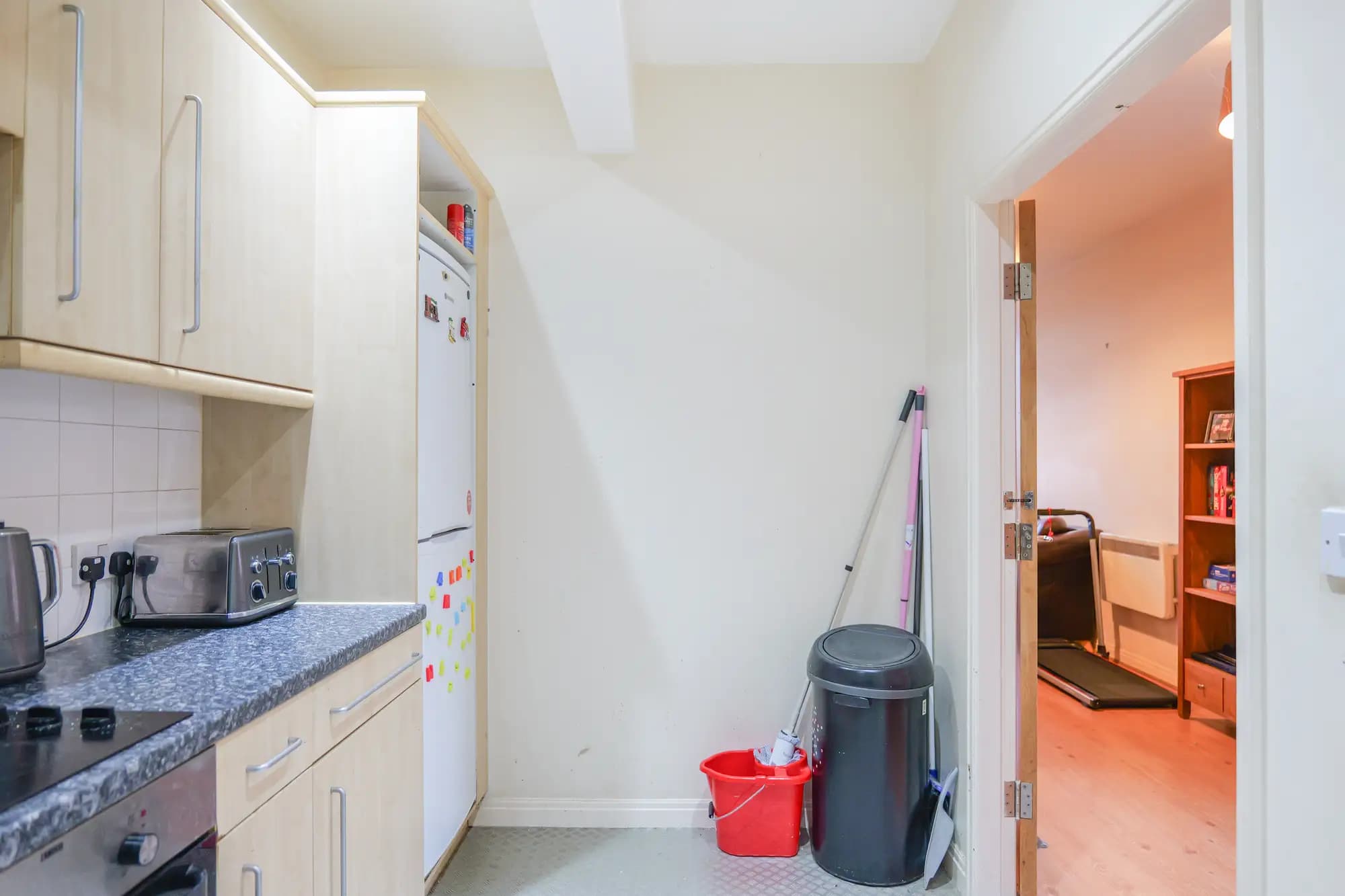 property photo 6 of 20