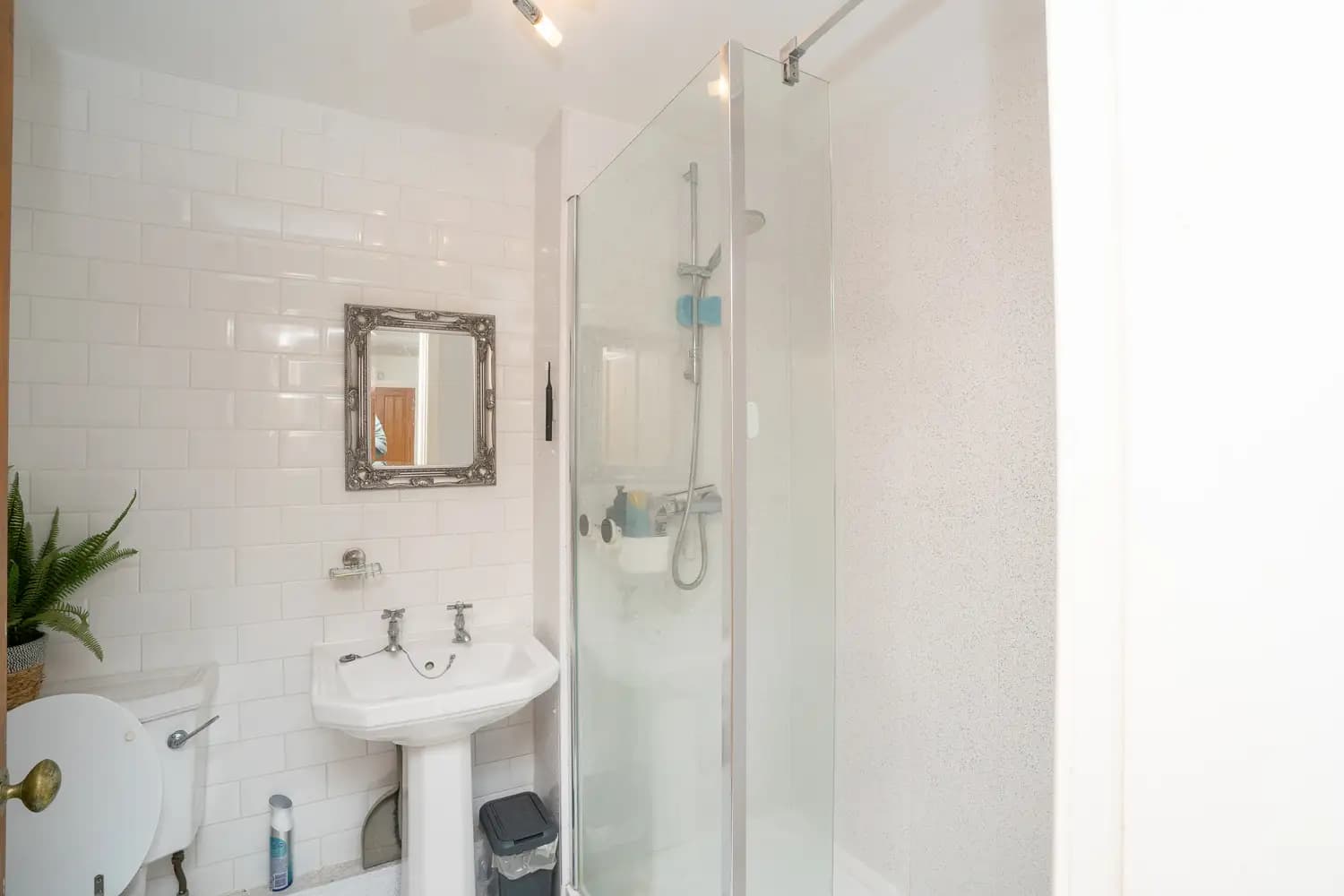 property photo 7 of 20