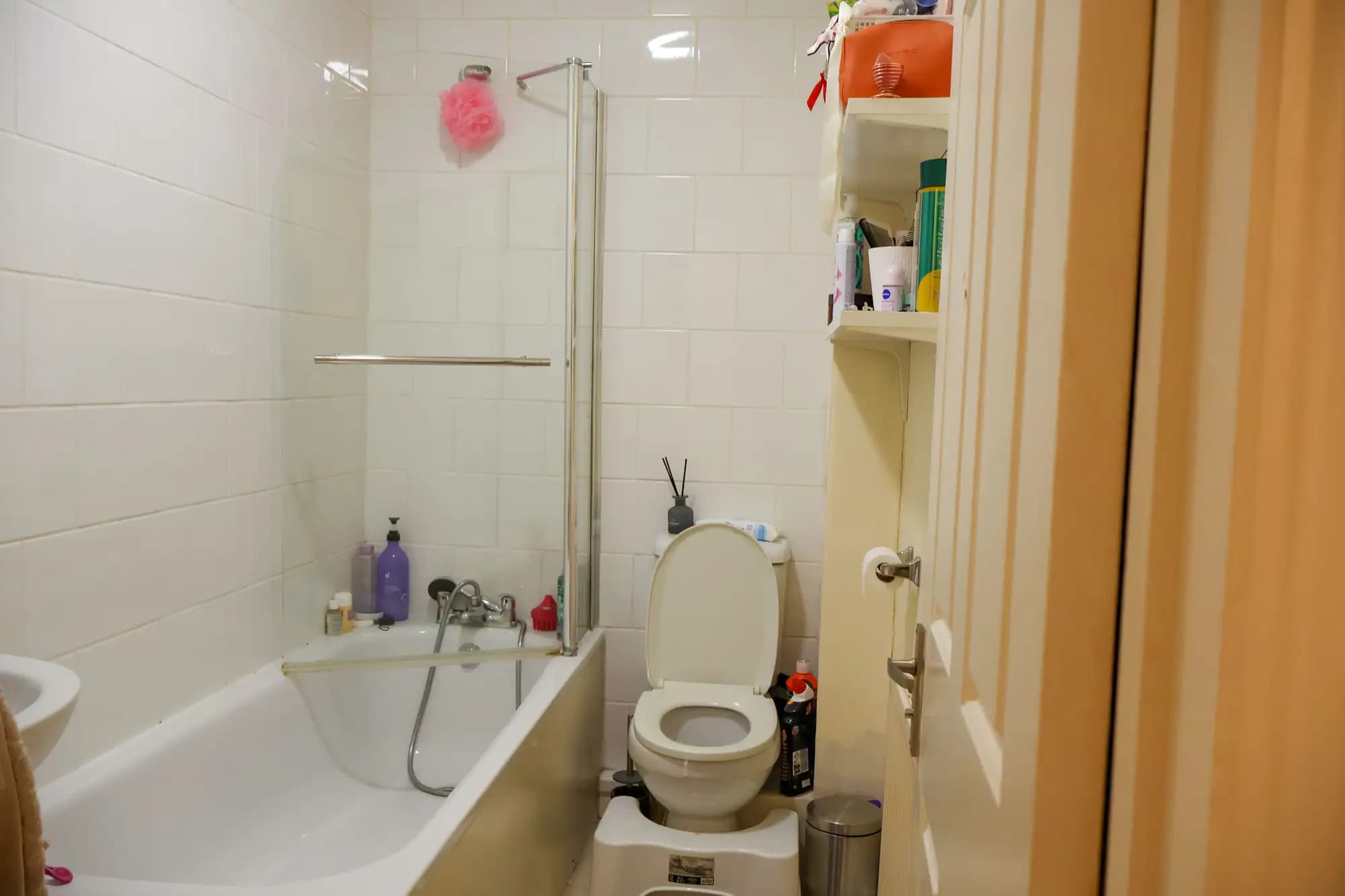 property photo 9 of 19