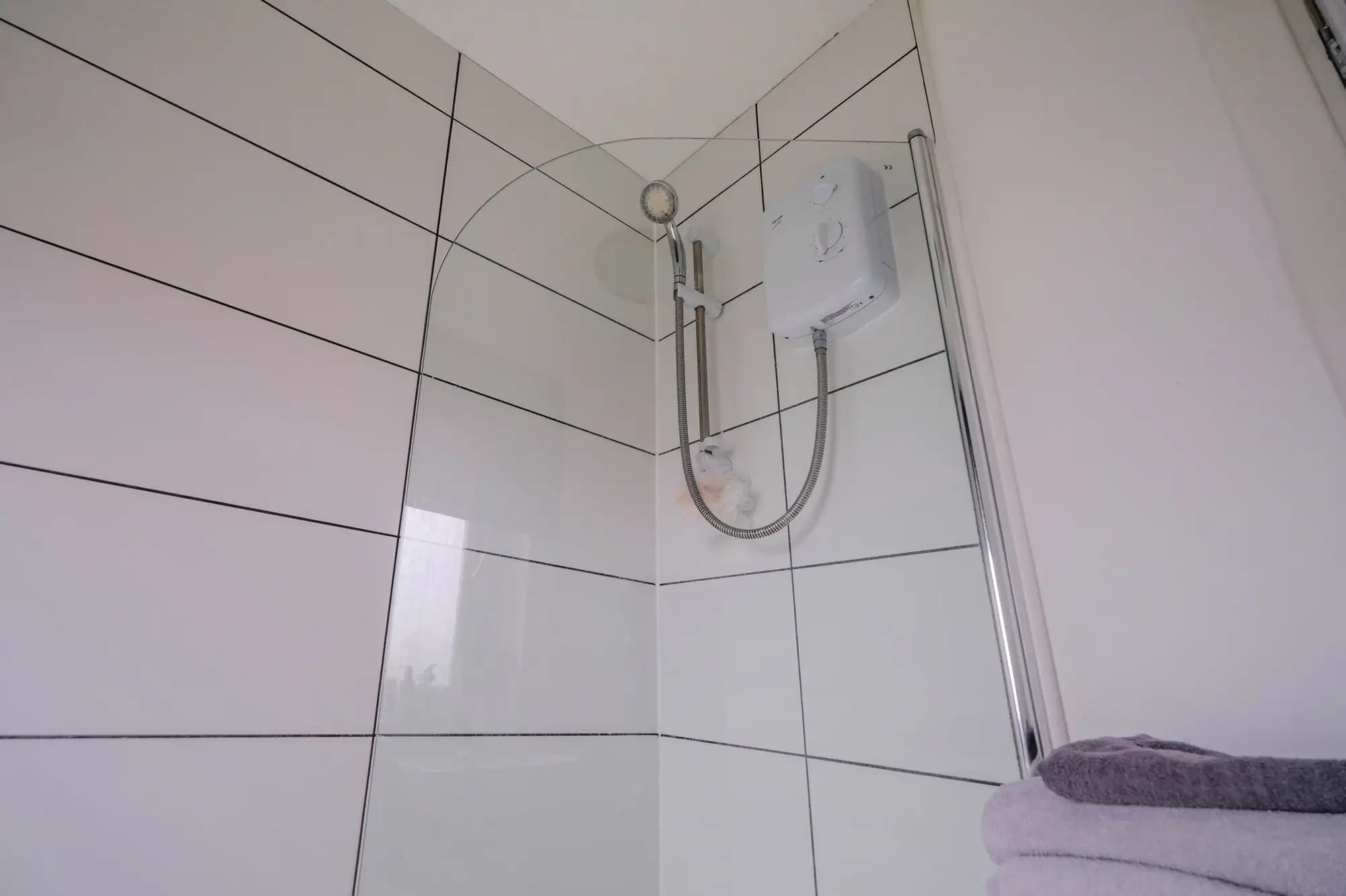 property photo 17 of 34