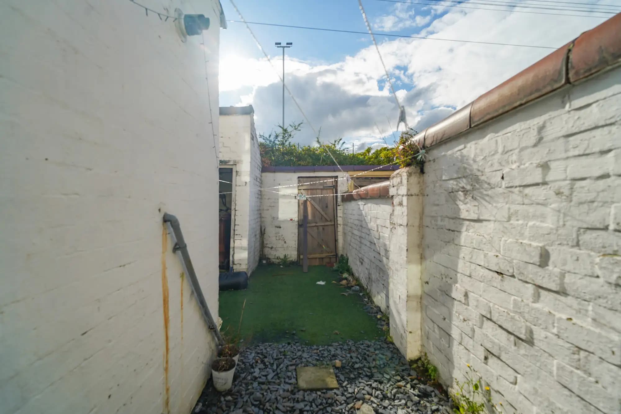 property photo 18 of 21