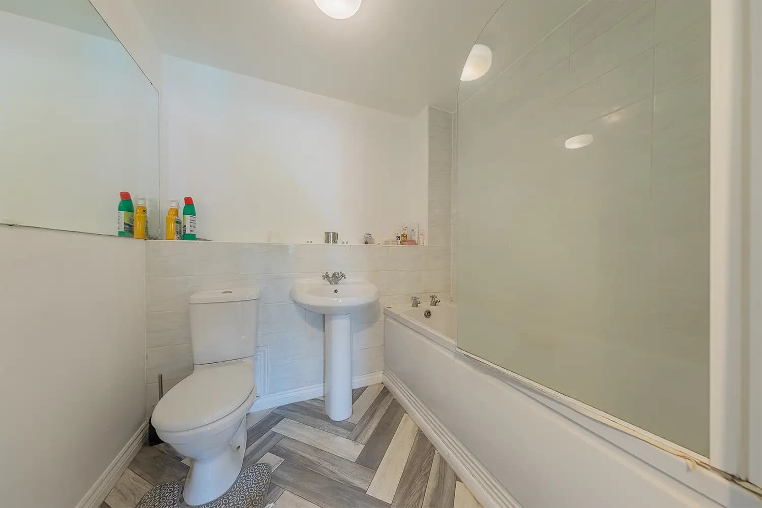 property photo 10 of 25