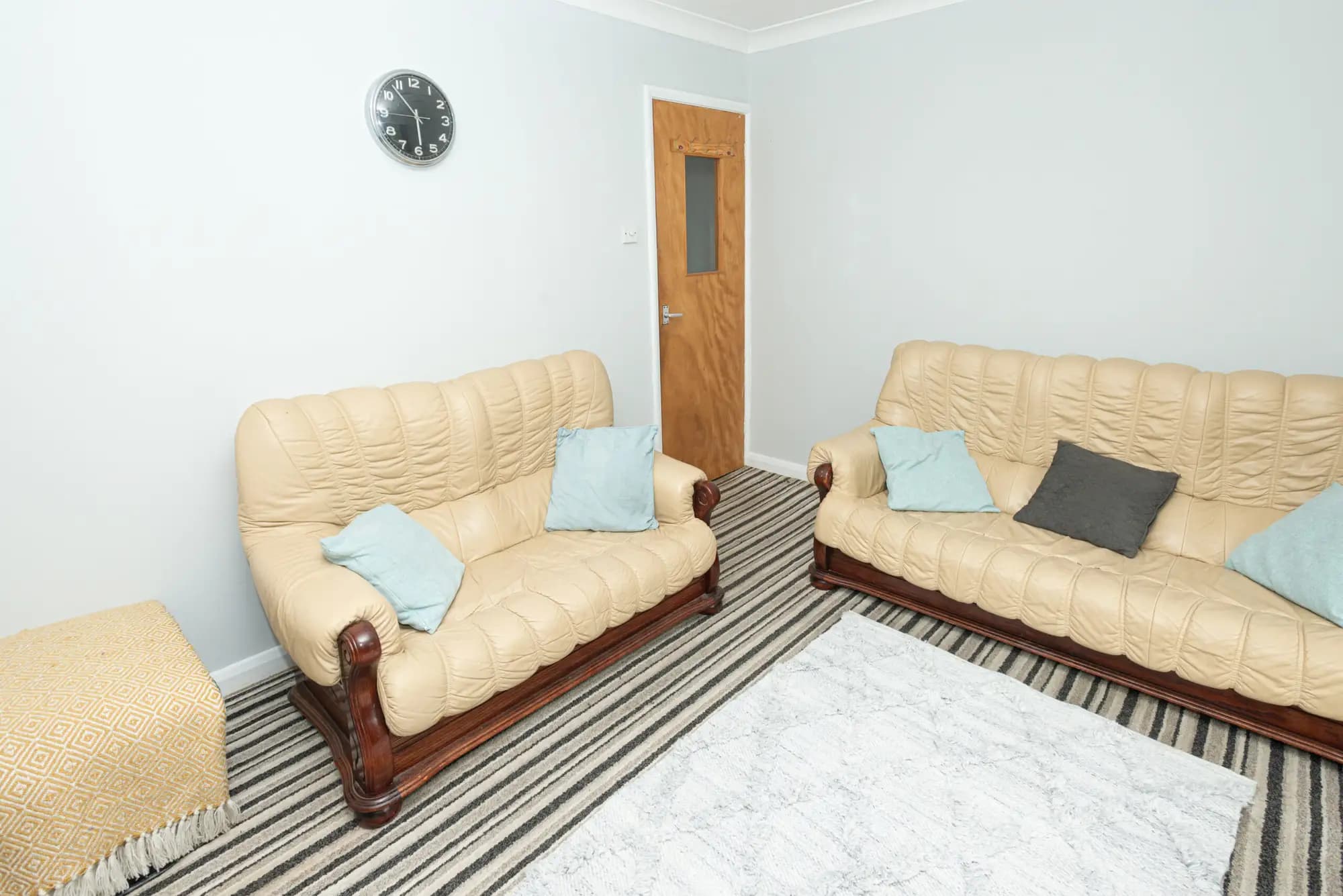 property photo 5 of 23