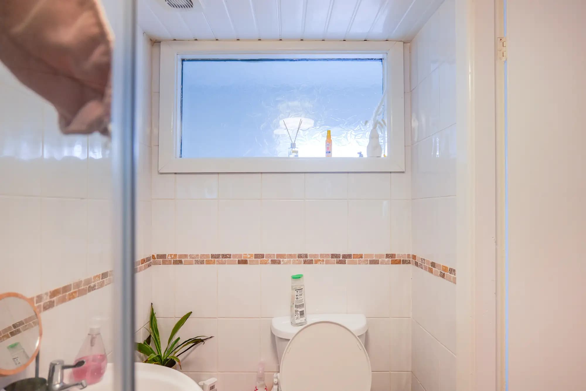 property photo 9 of 23