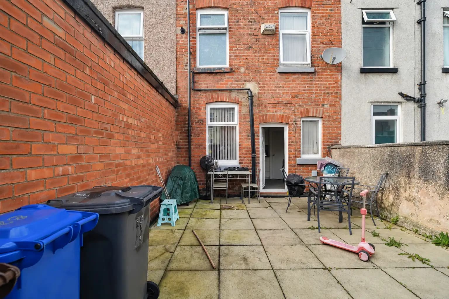 property photo 17 of 19