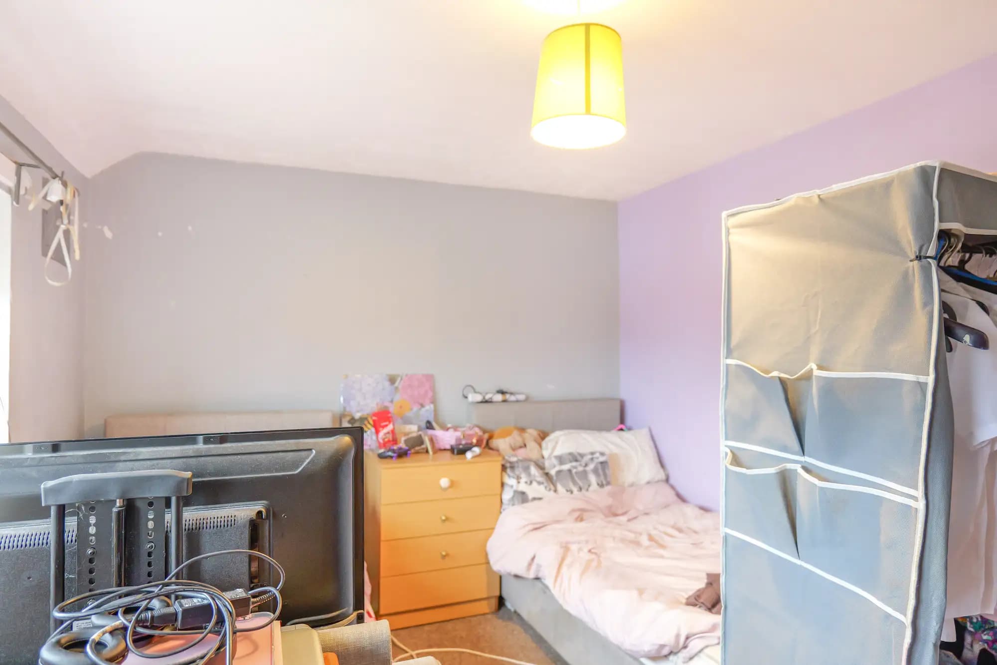 property photo 11 of 16