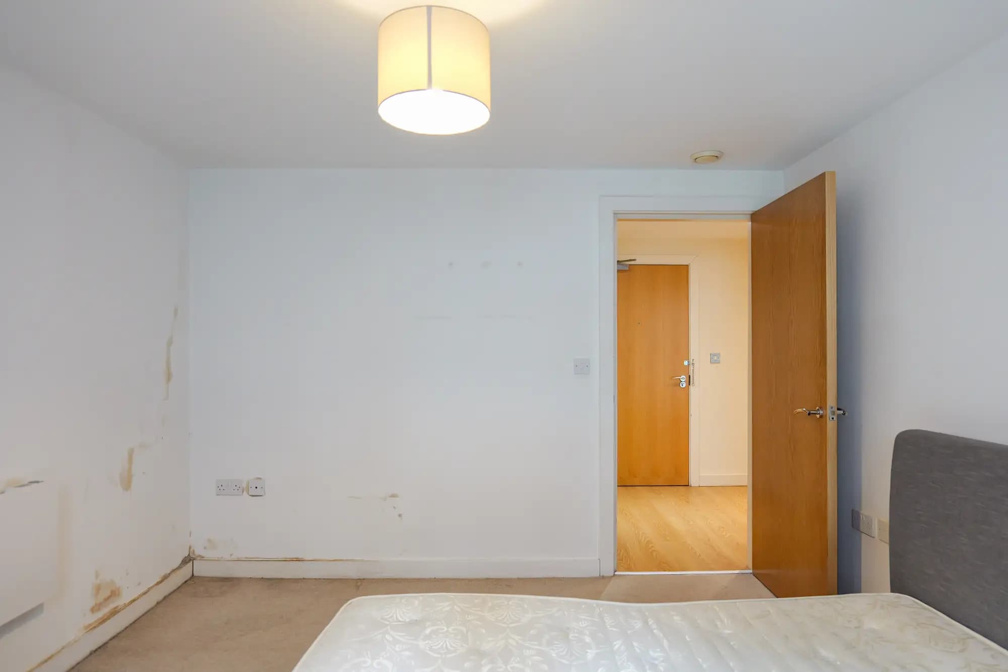 property photo 9 of 20