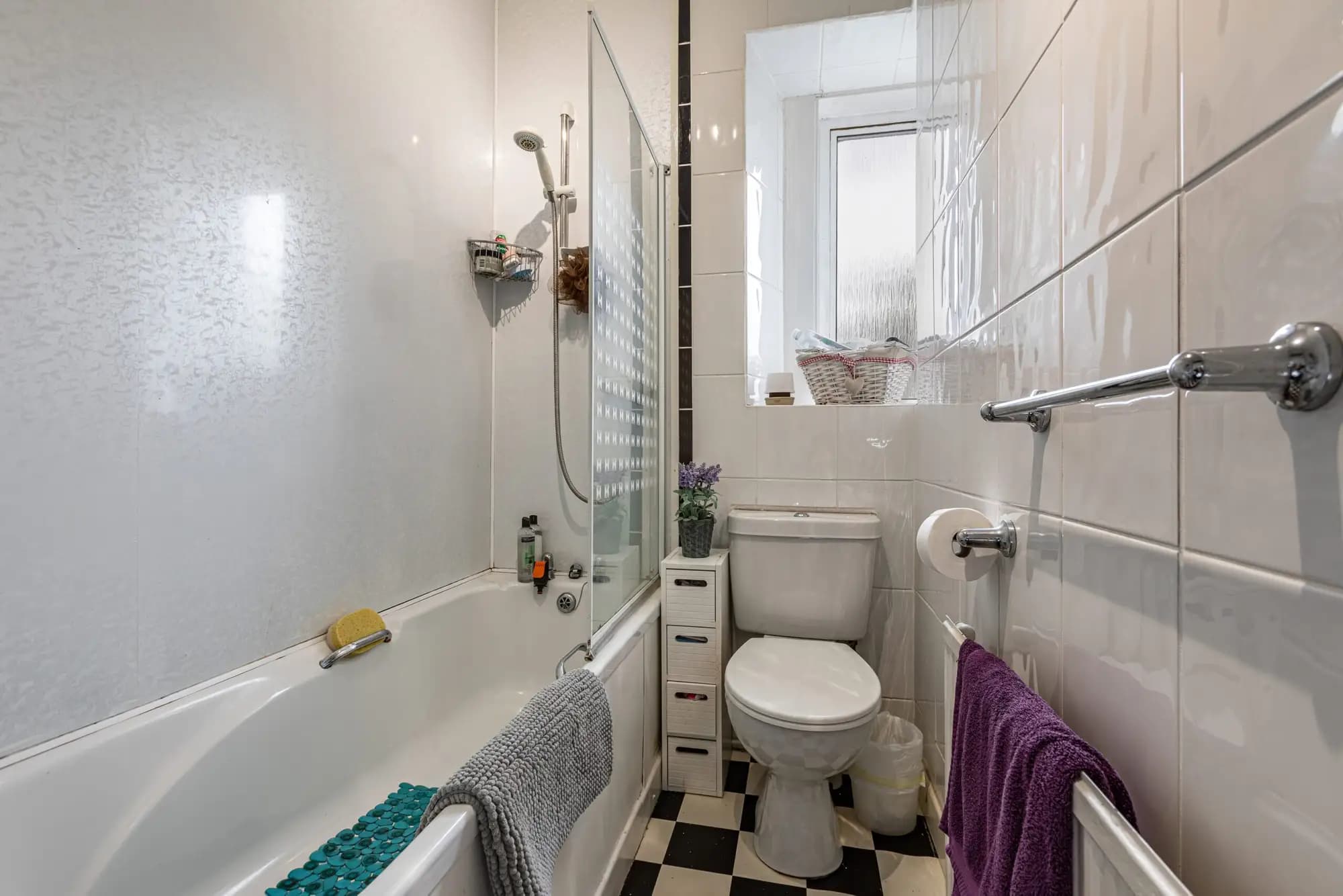 property photo 9 of 37