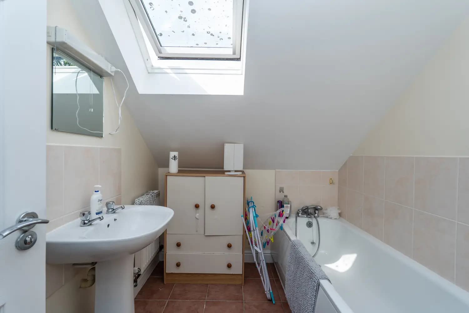 property photo 9 of 20