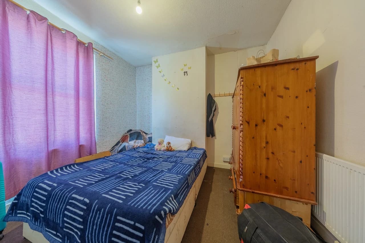 property photo 15 of 23