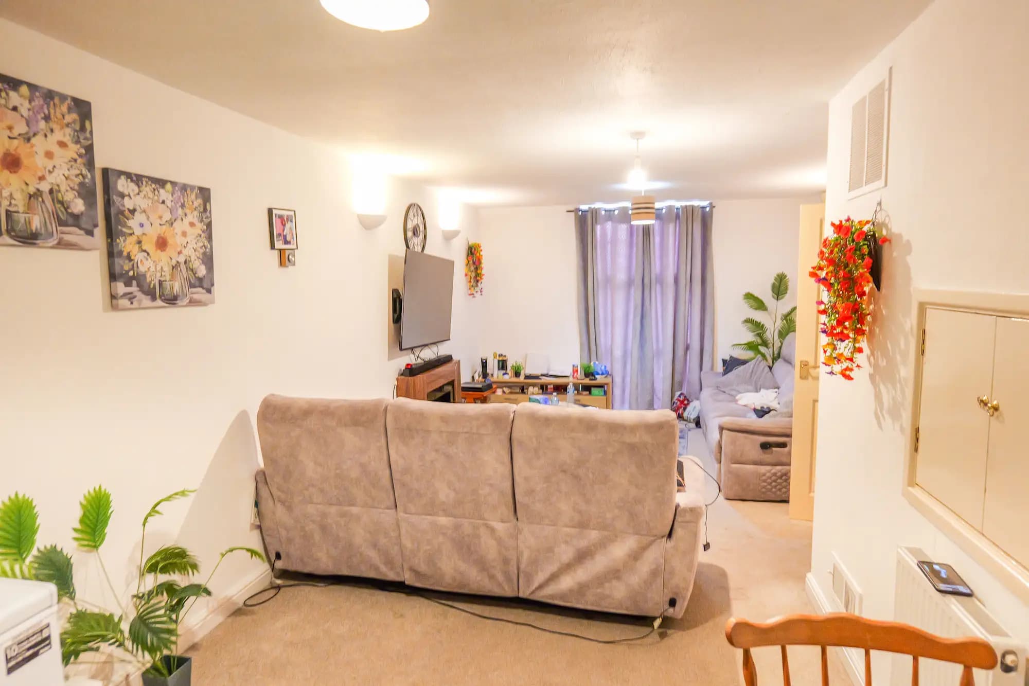 property photo 3 of 31