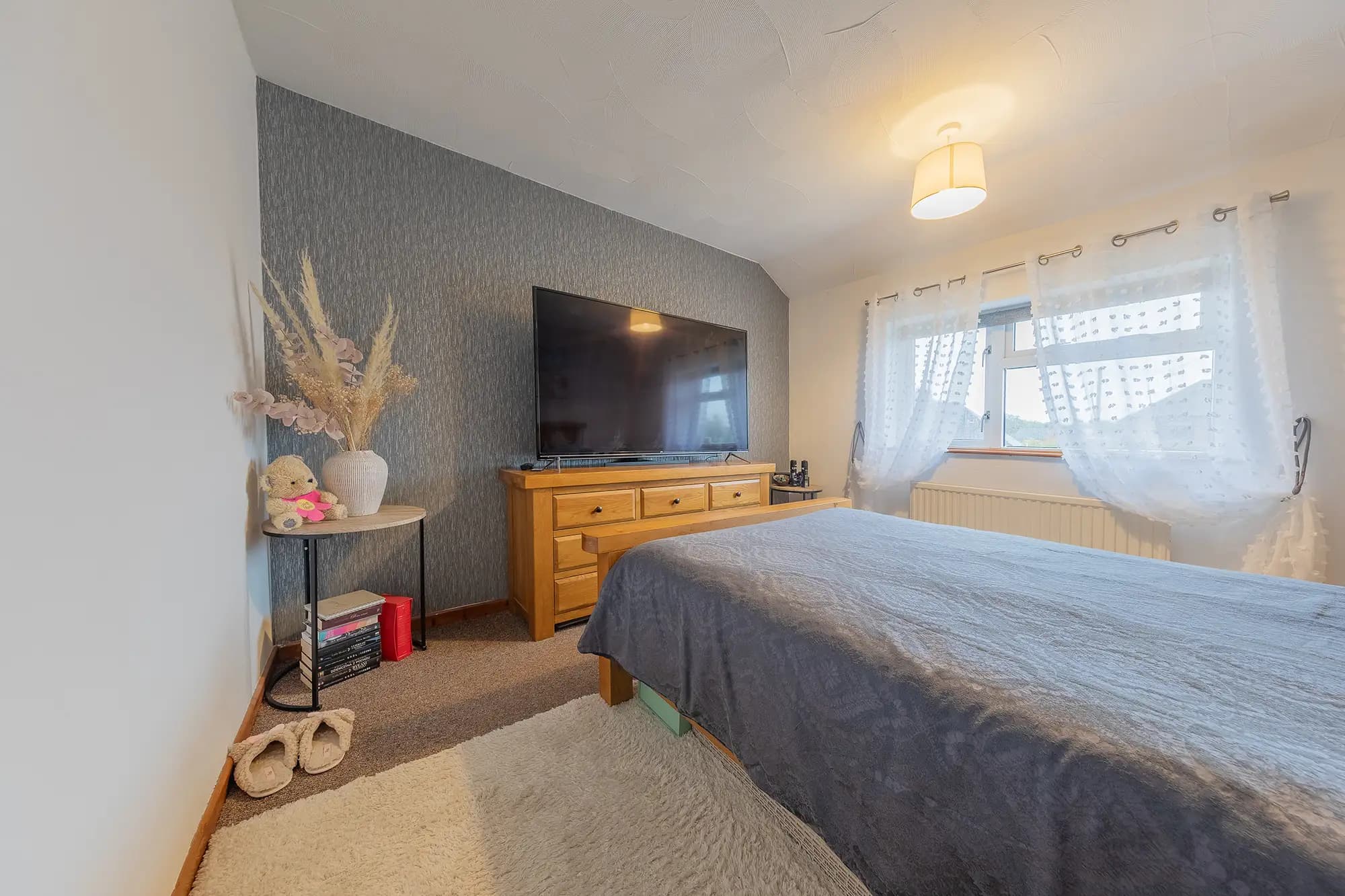 property photo 13 of 27