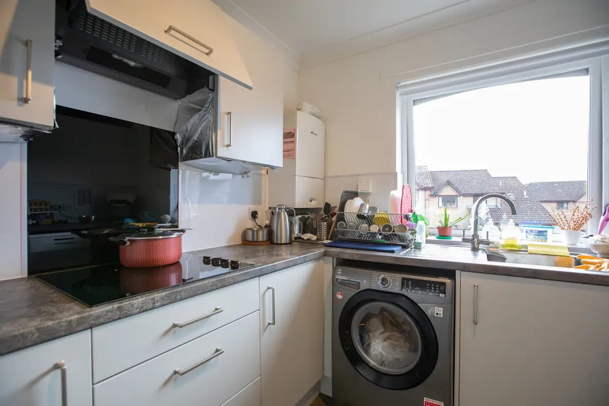 property photo 13 of 43