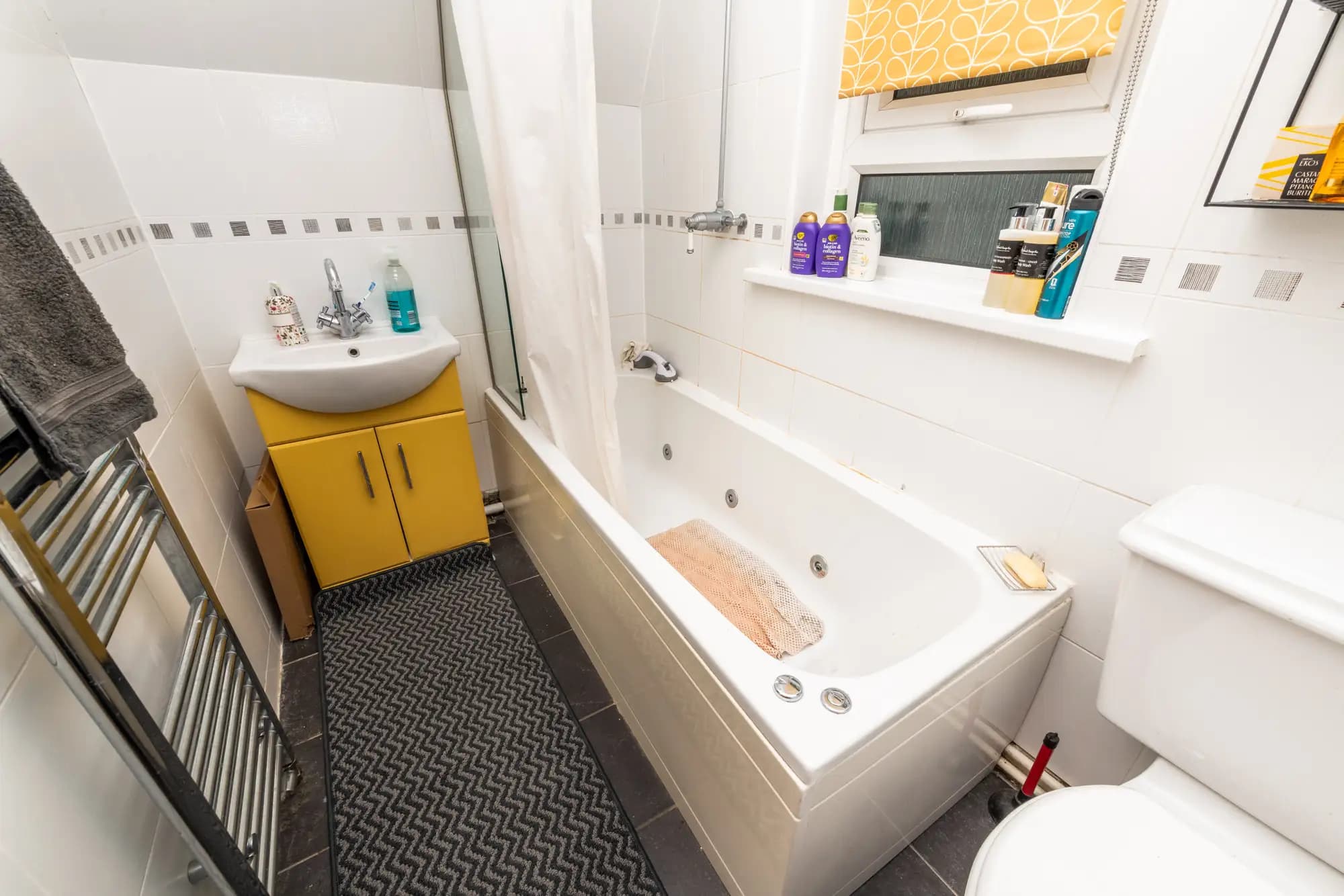 property photo 11 of 34